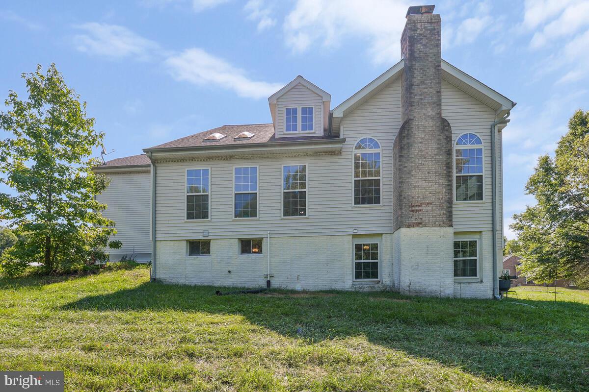 ROLLING HILLS ESTATES - Residential