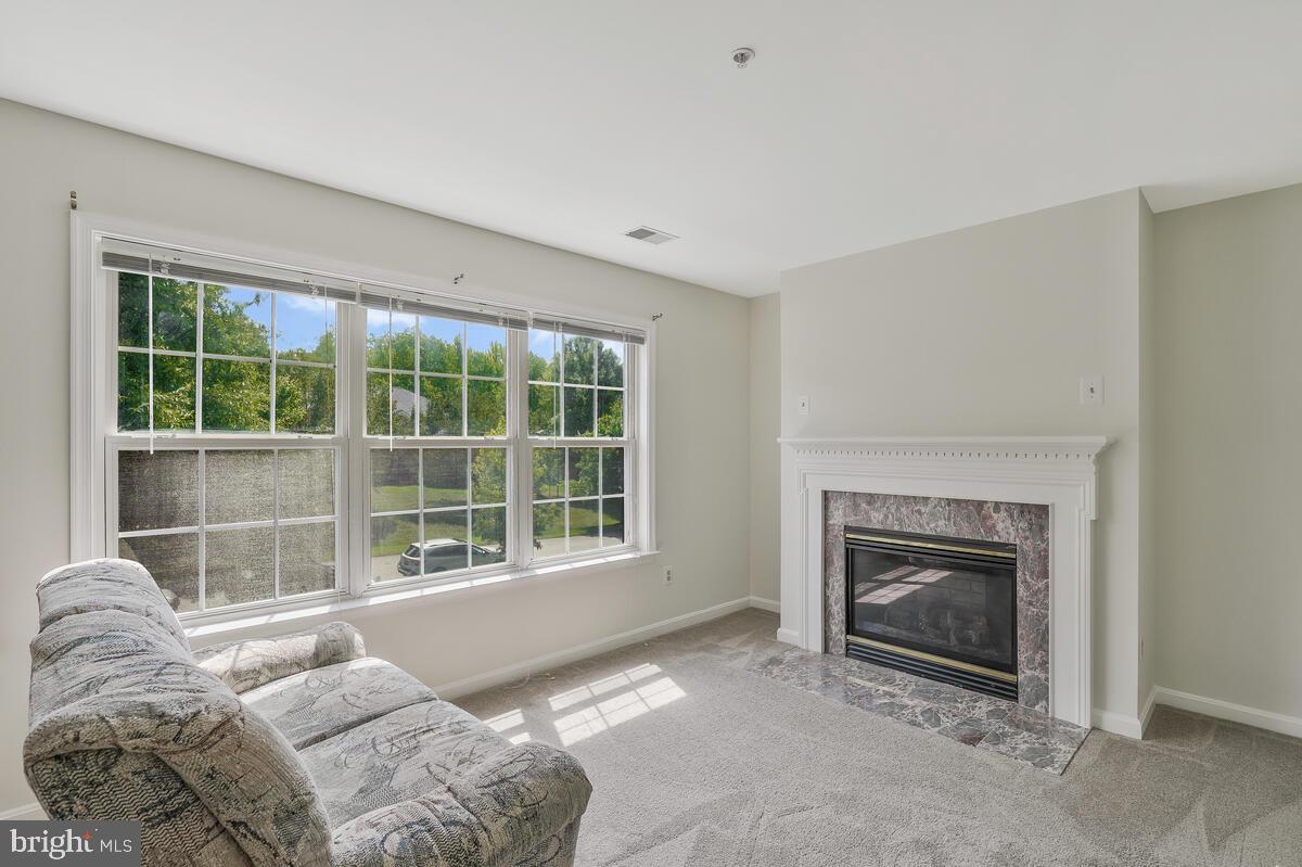 ROLLING HILLS ESTATES - Residential