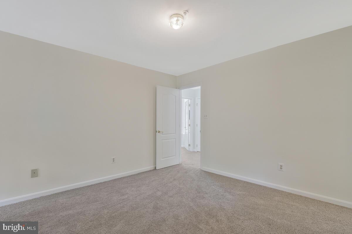 ROLLING HILLS ESTATES - Residential