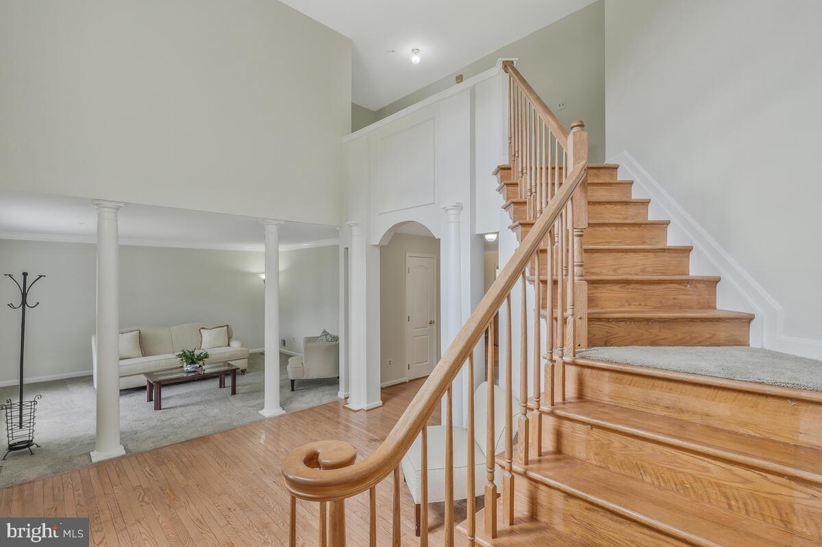 ROLLING HILLS ESTATES - Residential