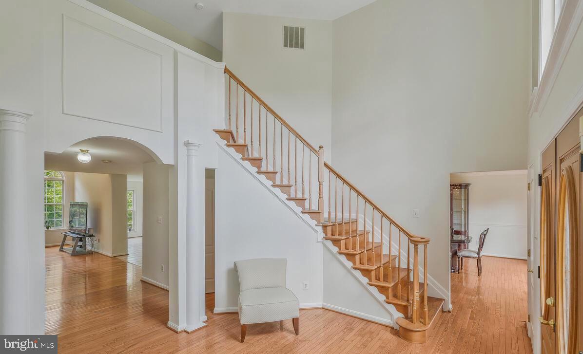 ROLLING HILLS ESTATES - Residential