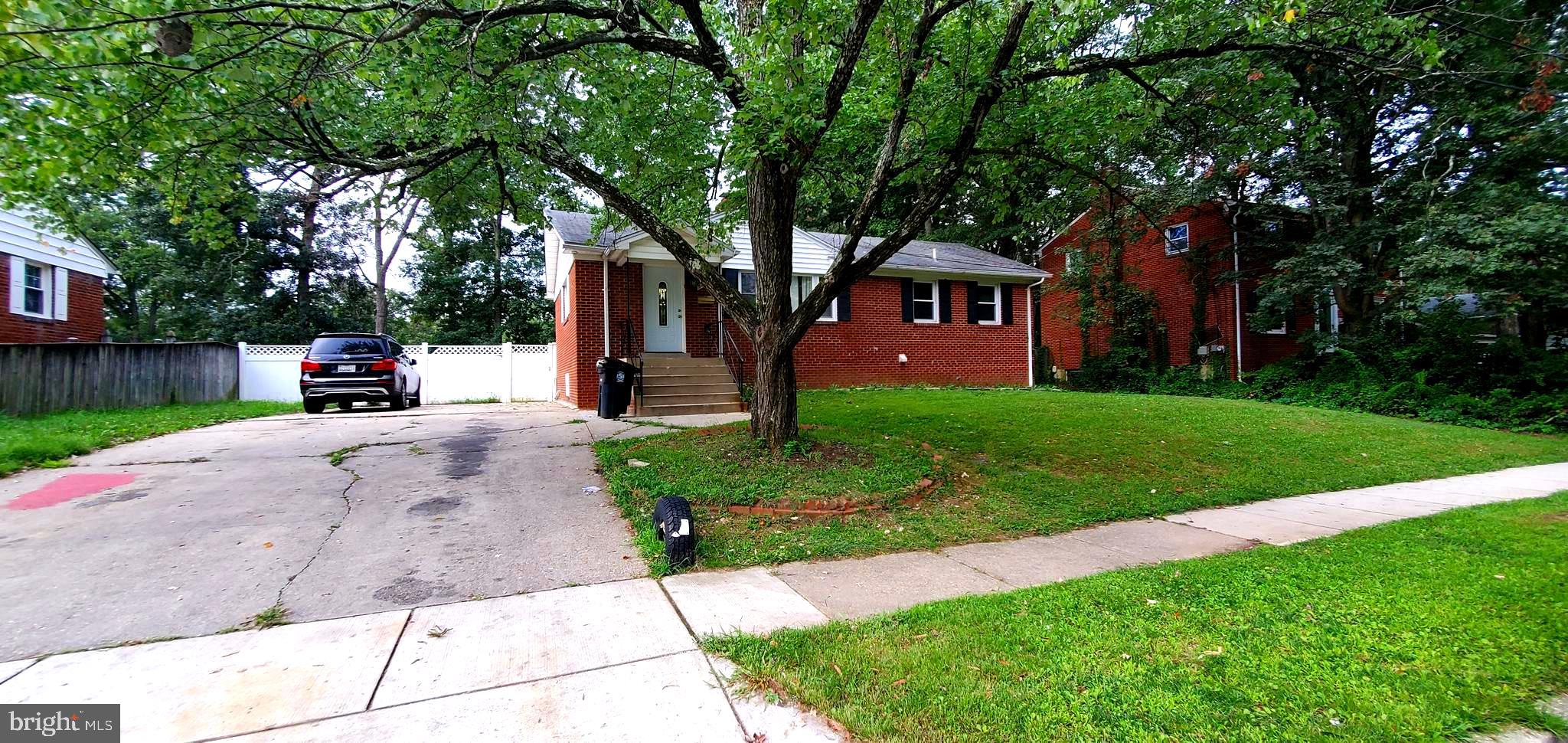 SEABROOK ACRES - Residential Lease