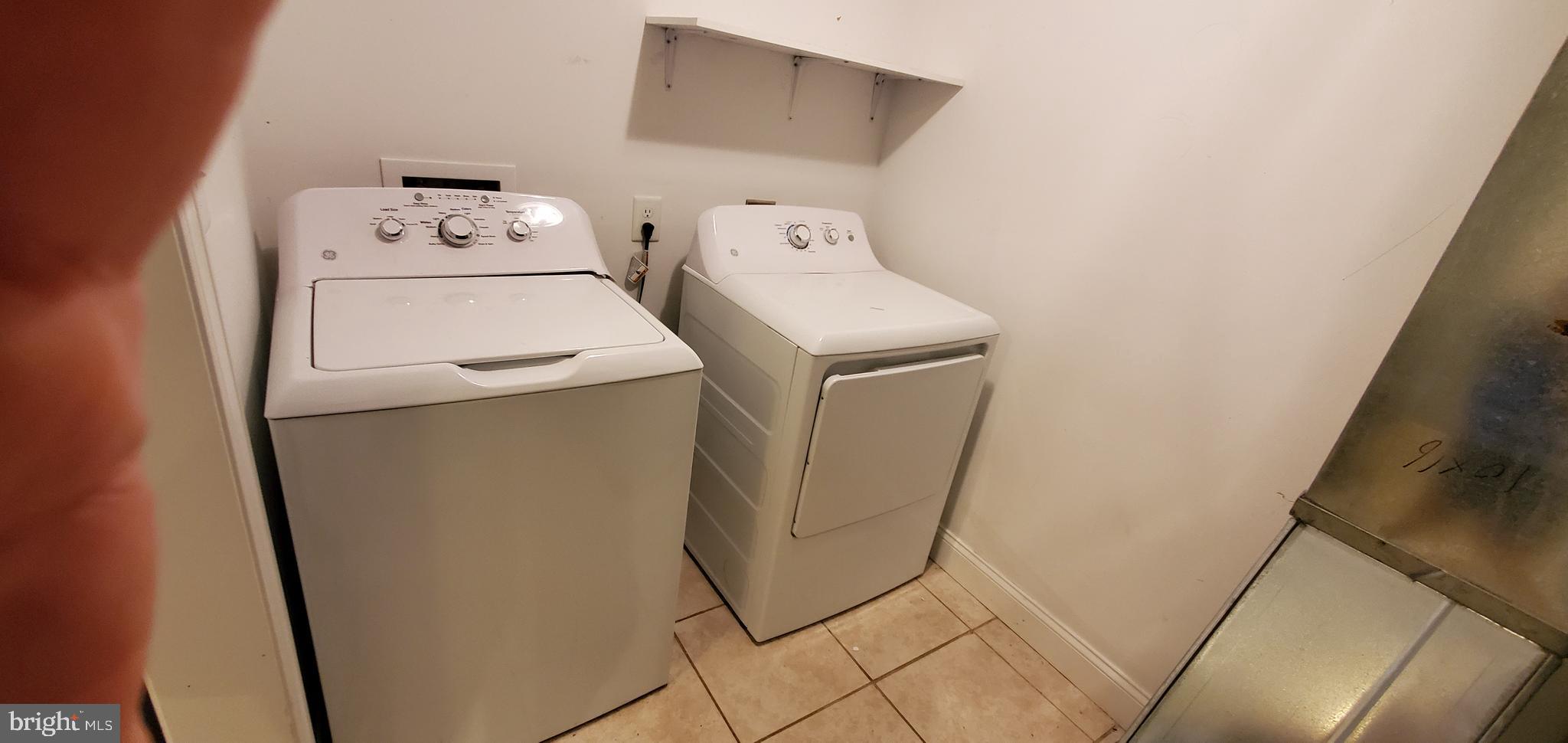 SEABROOK ACRES - Residential Lease