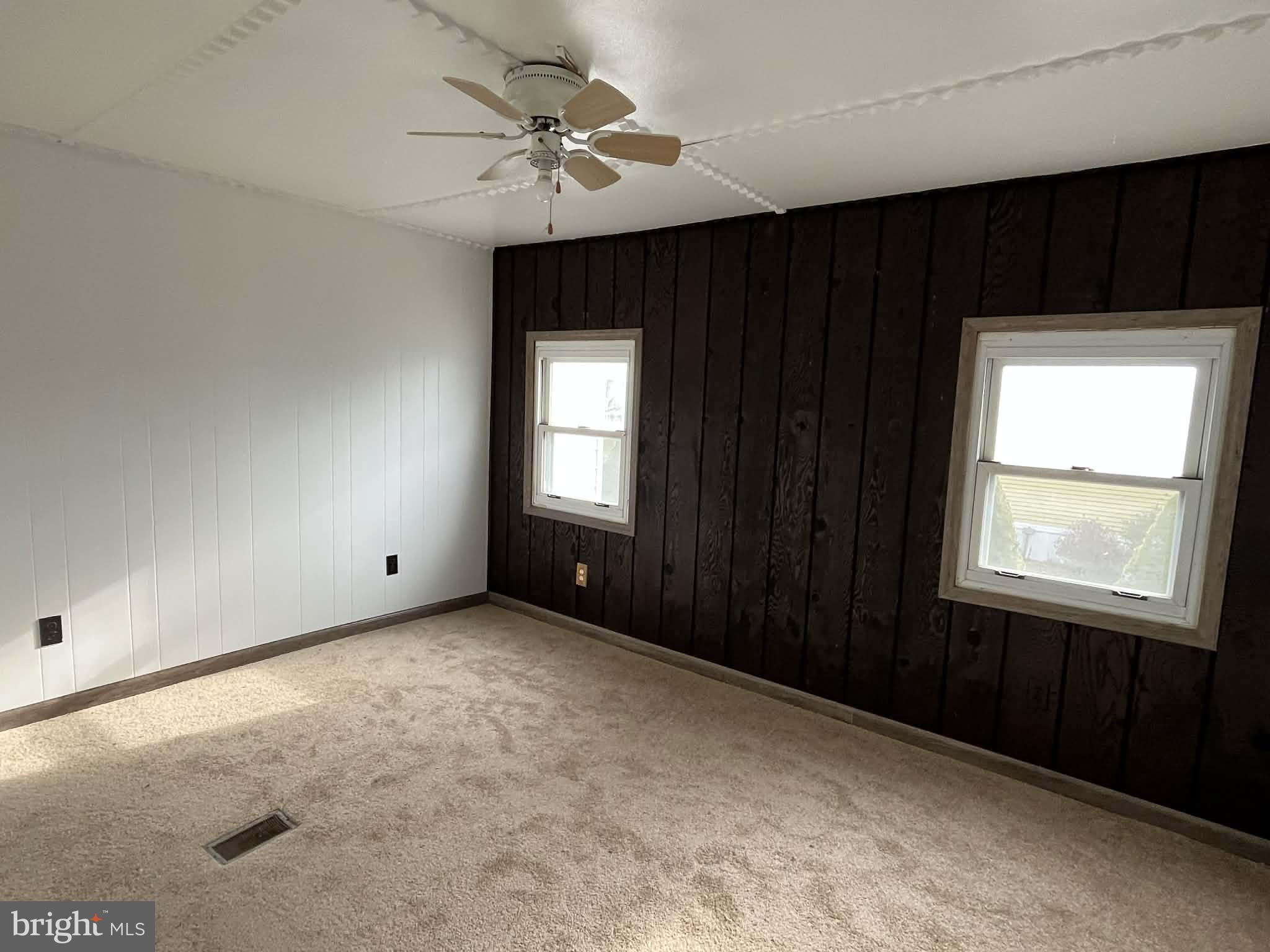 CRESAPTOWN - Residential