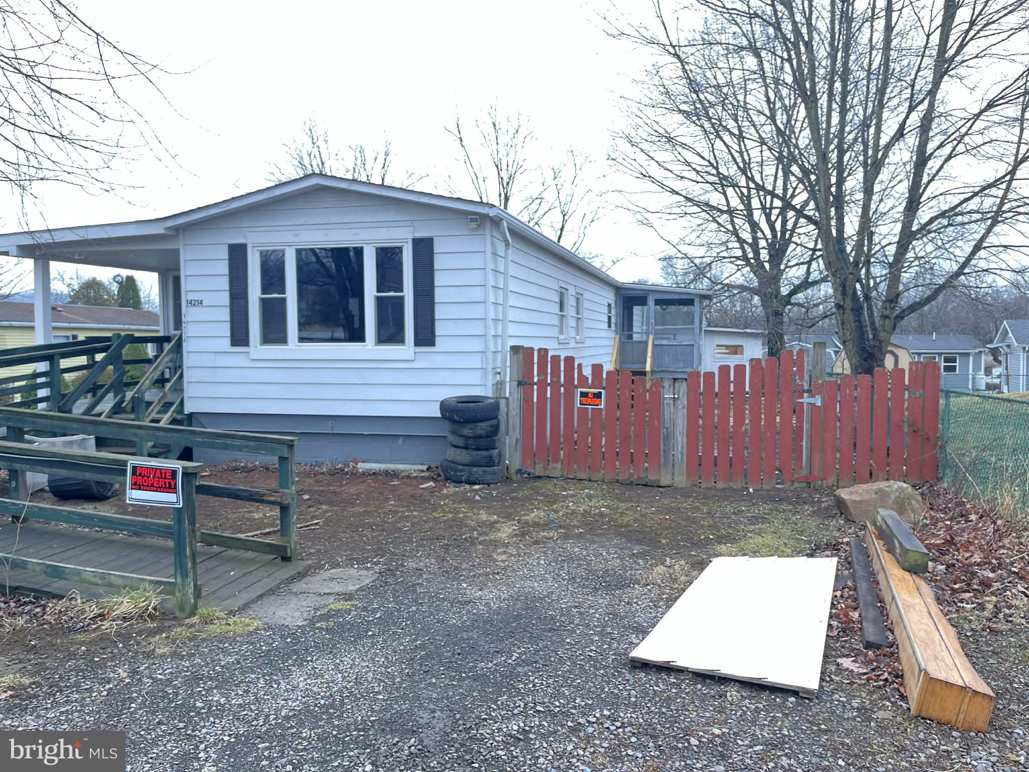 CRESAPTOWN - Residential