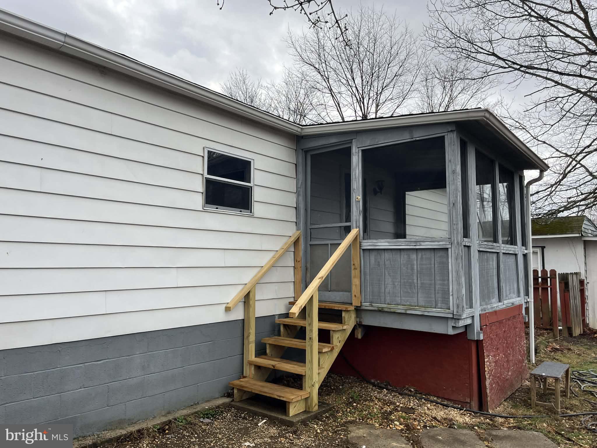 CRESAPTOWN - Residential