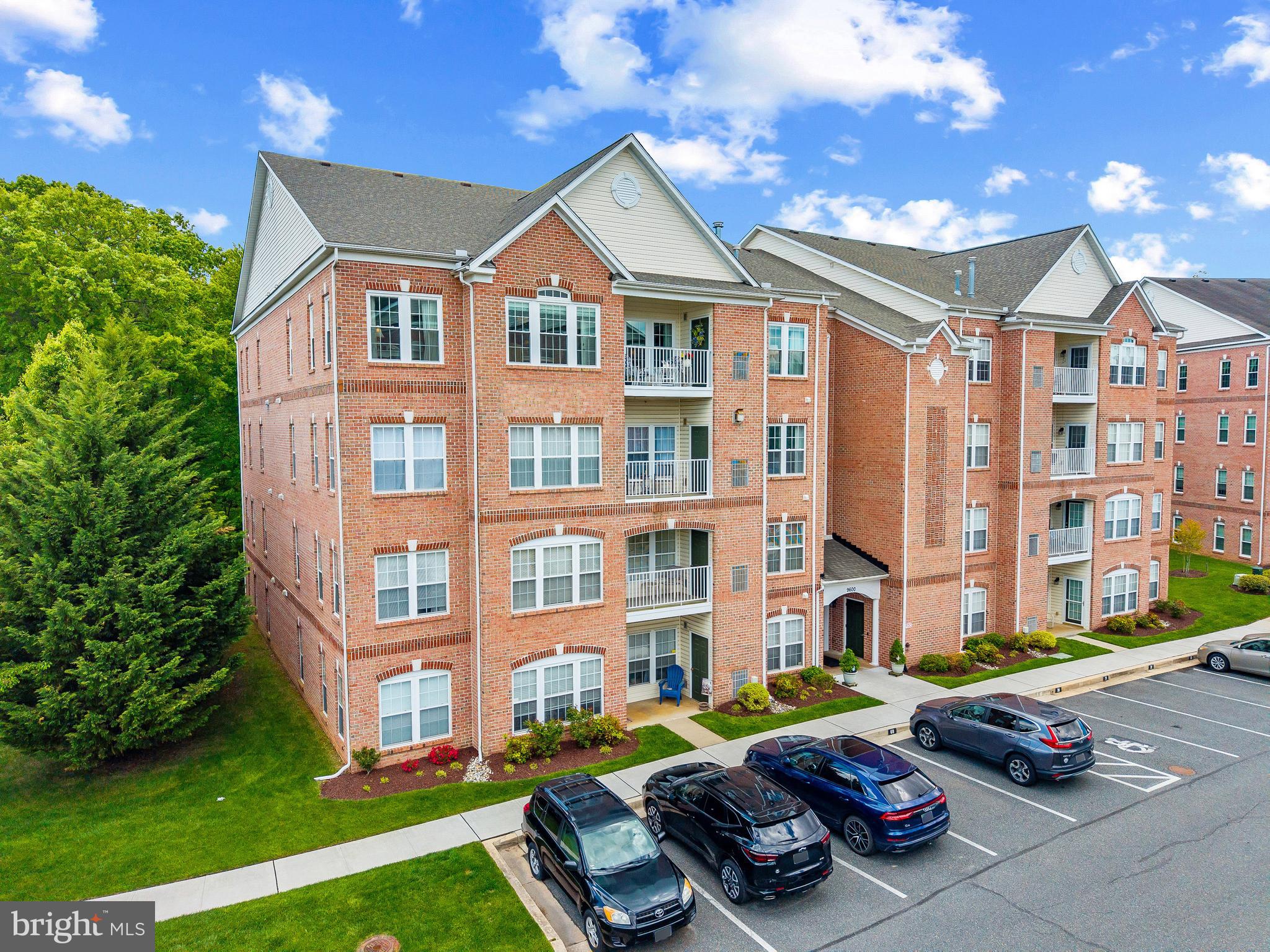 WINDSOR AT PERRY HALL FARMS - Residential