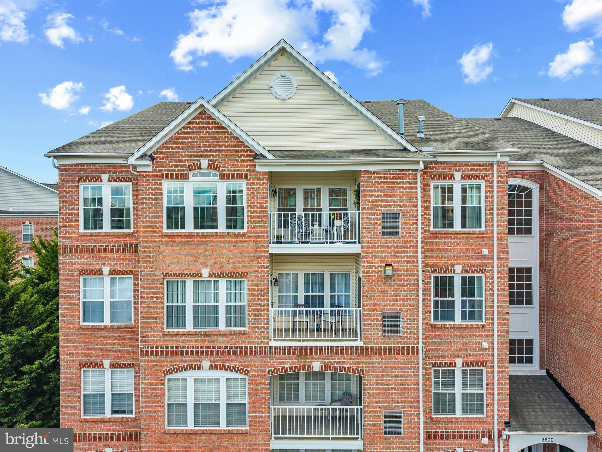 WINDSOR AT PERRY HALL FARMS - Residential
