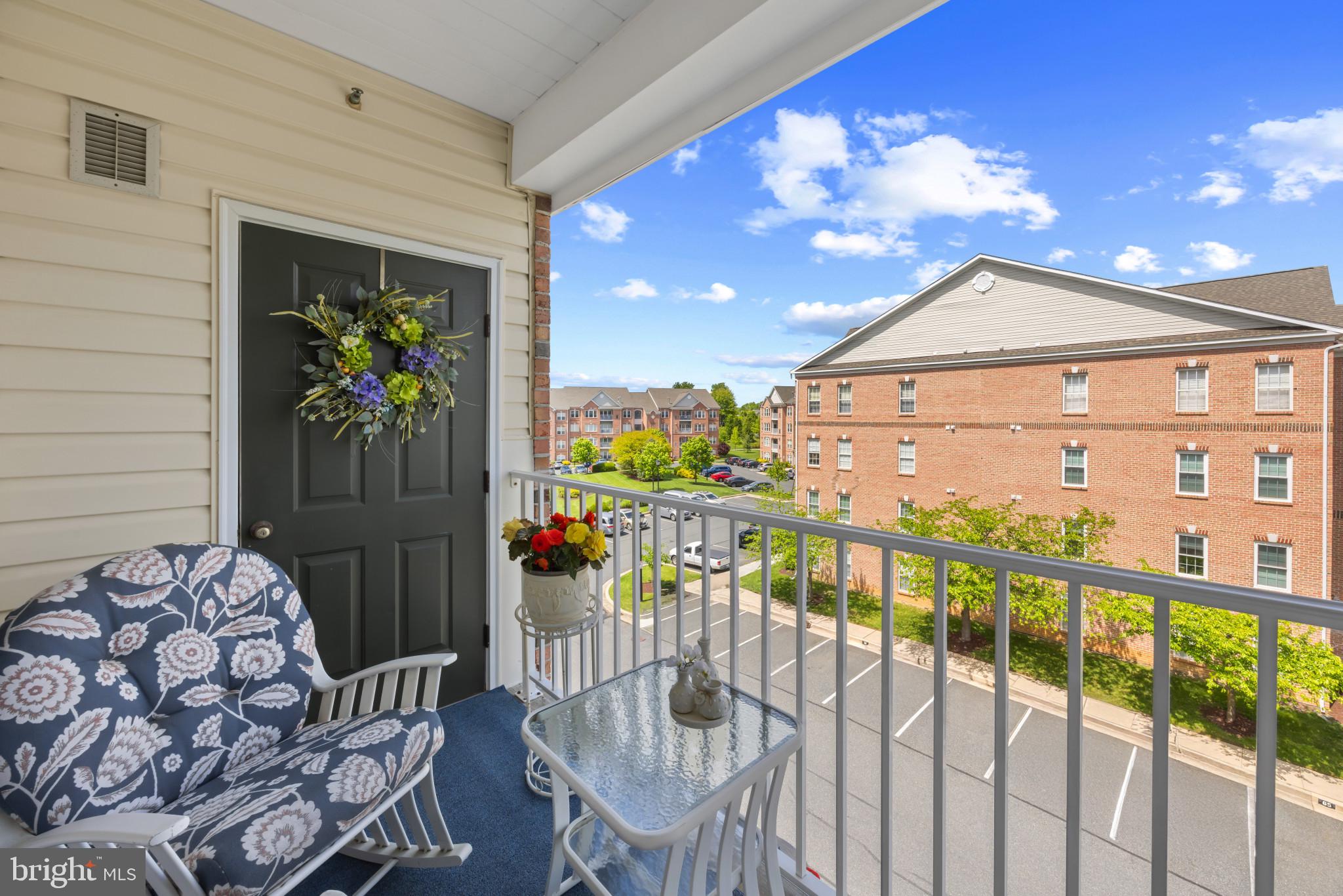 WINDSOR AT PERRY HALL FARMS - Residential