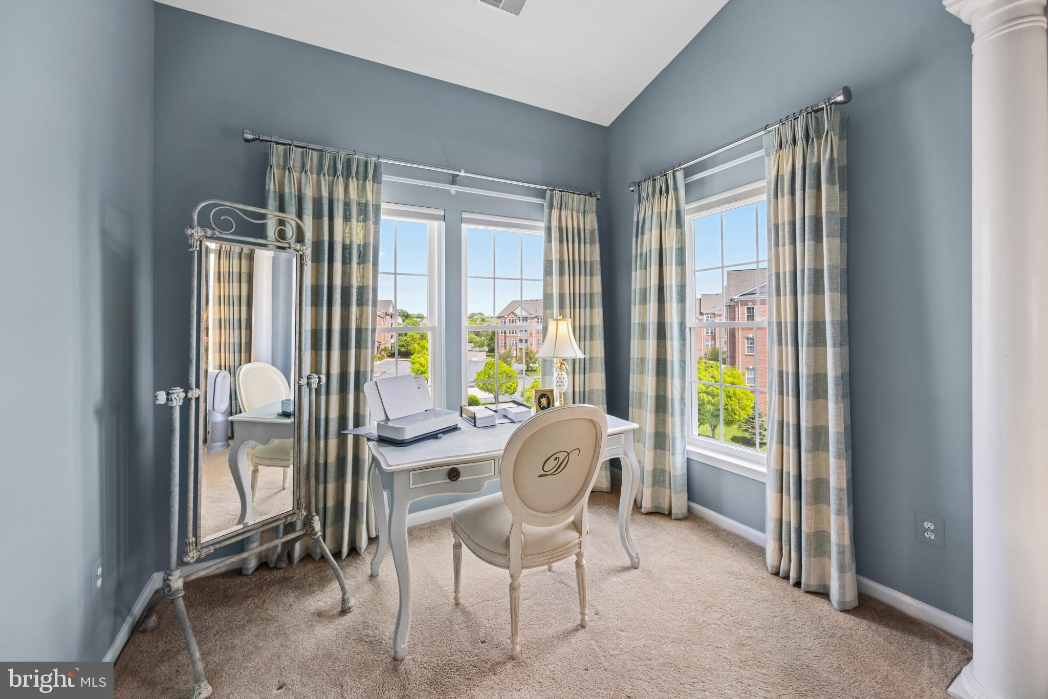WINDSOR AT PERRY HALL FARMS - Residential