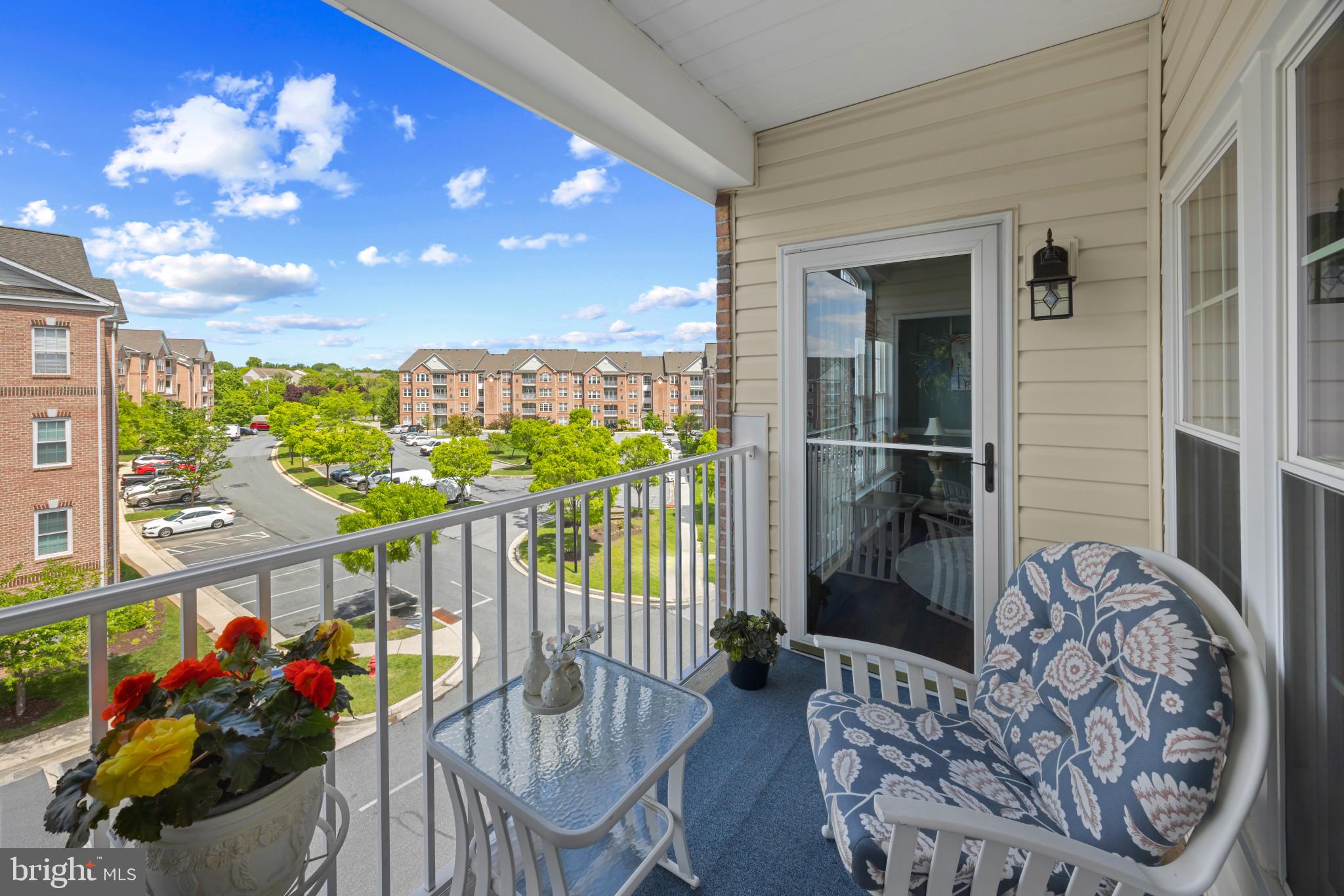 WINDSOR AT PERRY HALL FARMS - Residential