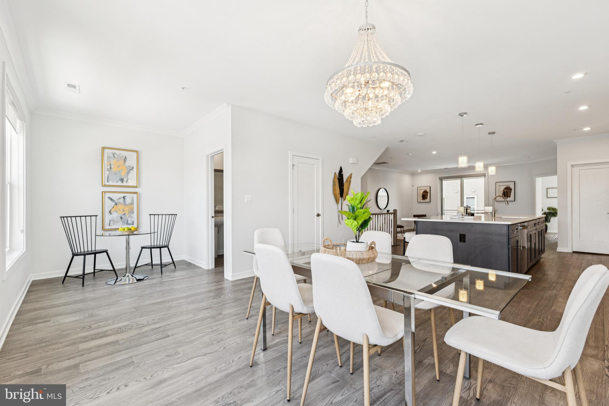 COMMONWEALTH PLACE AT WESTFIELDS - Residential