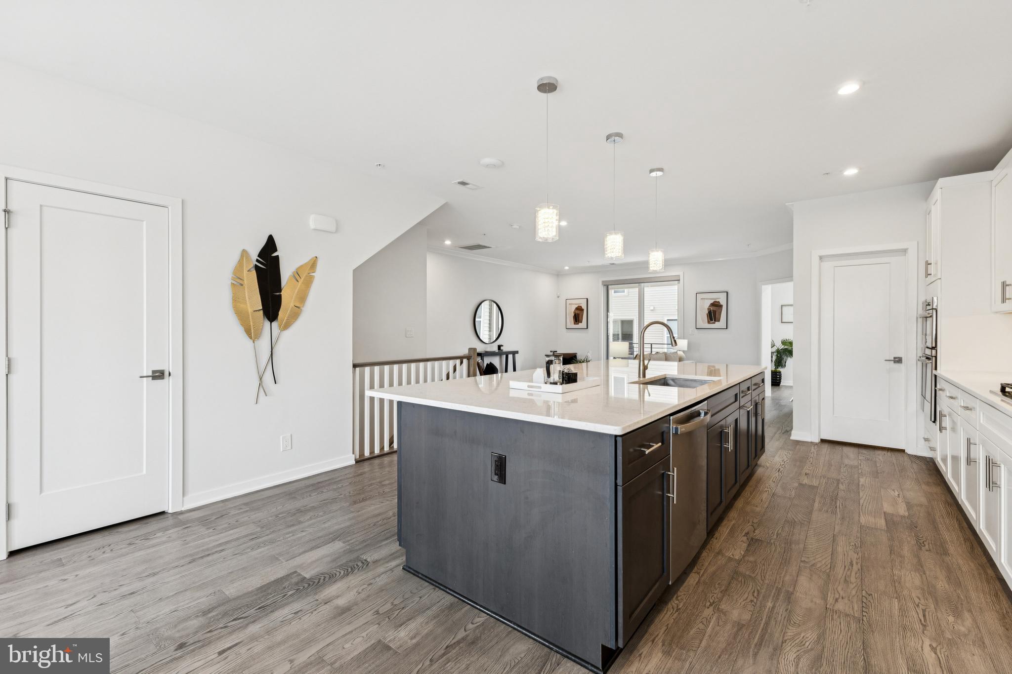 COMMONWEALTH PLACE AT WESTFIELDS - Residential