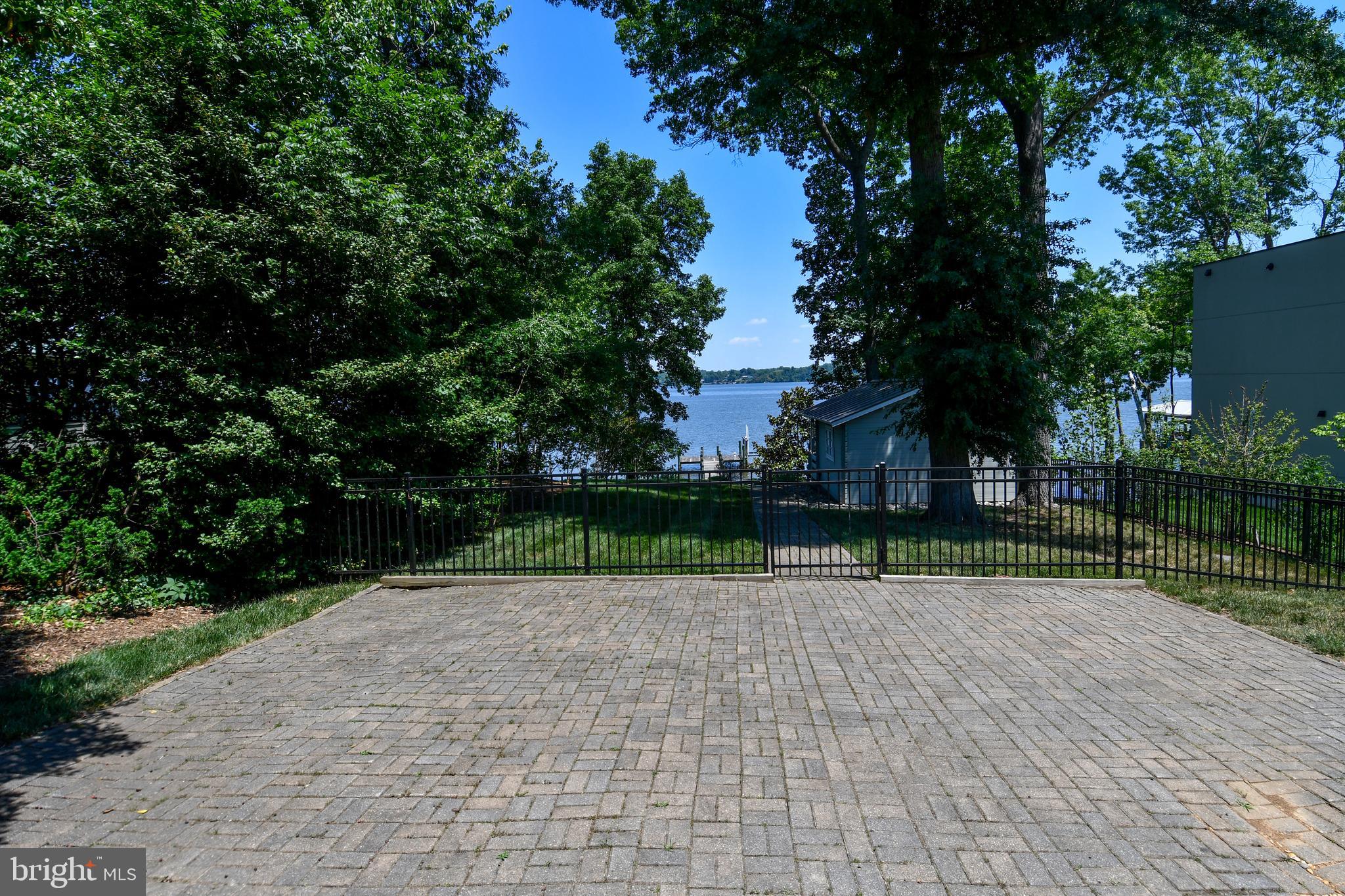 7808 SOUTHDOWN ROAD
