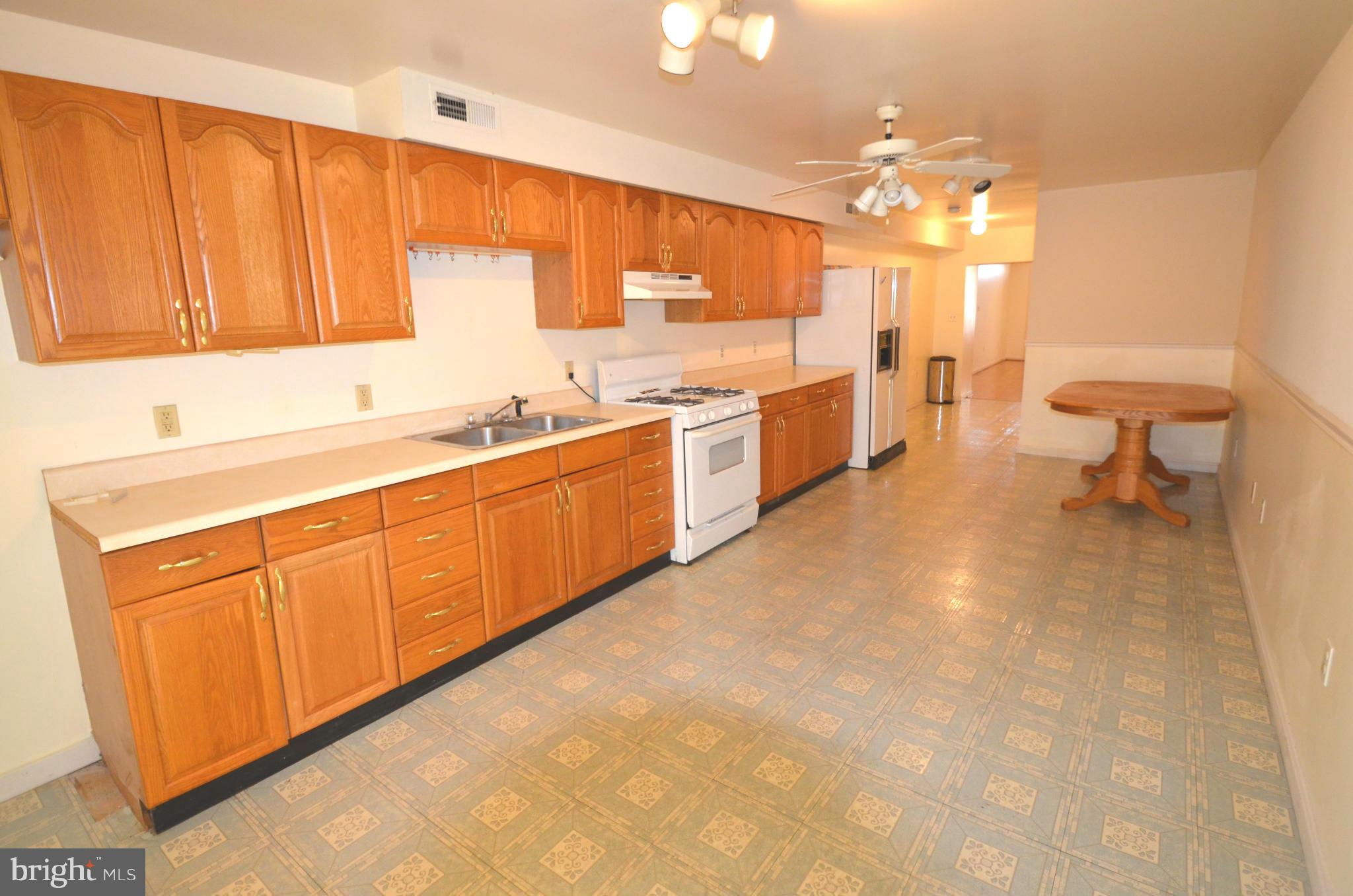 FELLS POINT HISTORIC DISTRICT - Residential