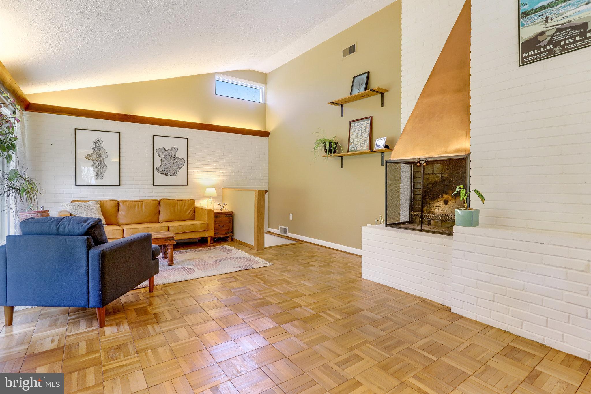 VALLEY BROOK - Residential