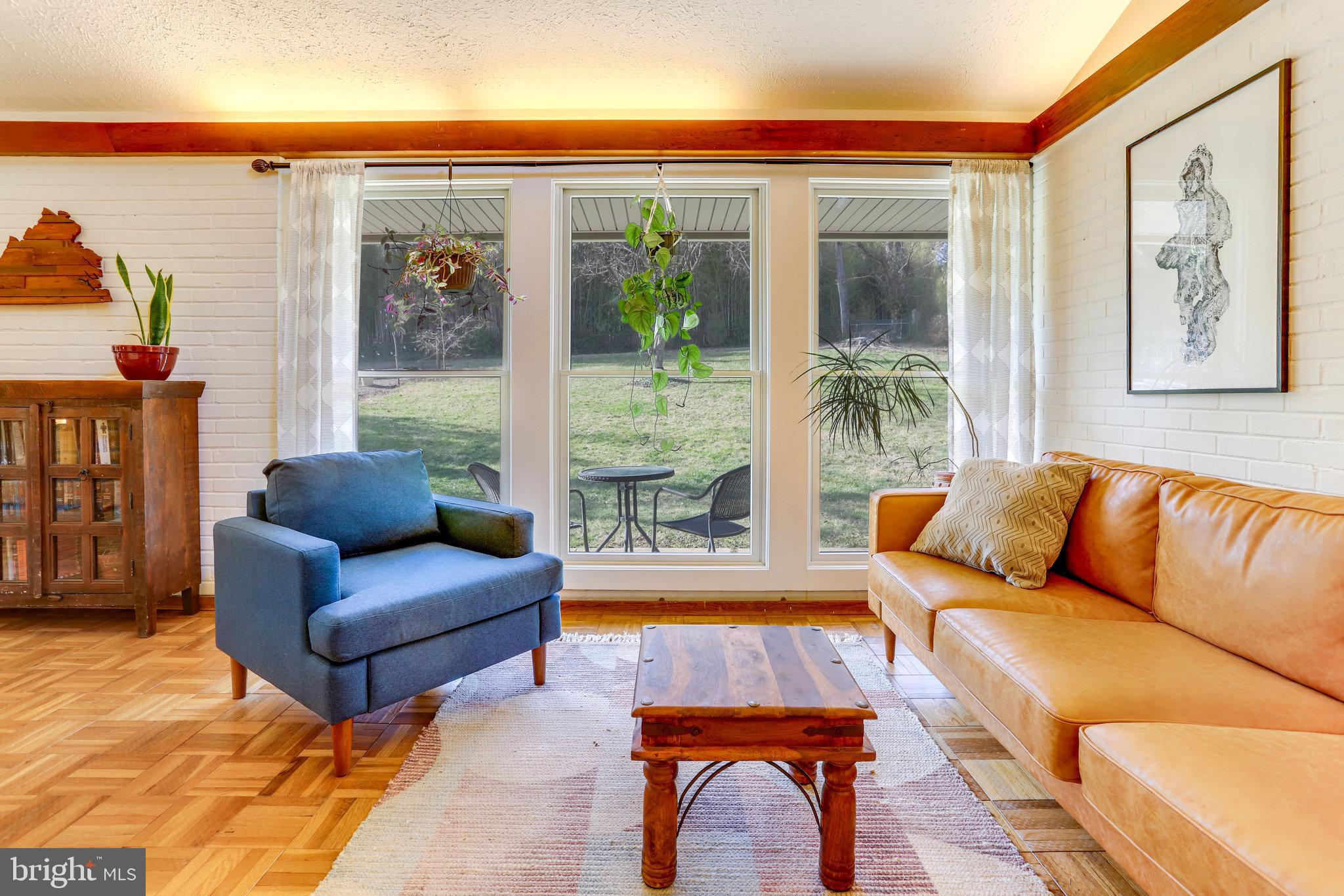 VALLEY BROOK - Residential