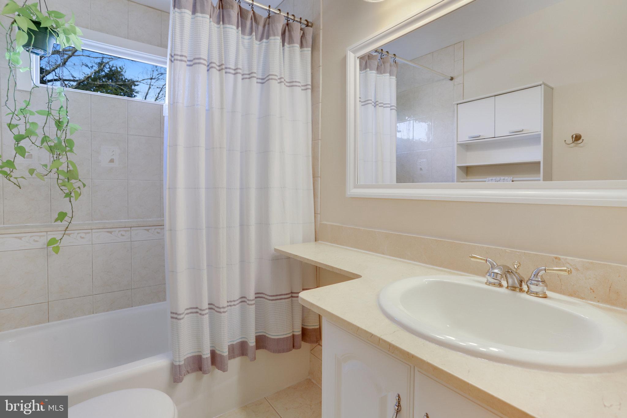VALLEY BROOK - Residential