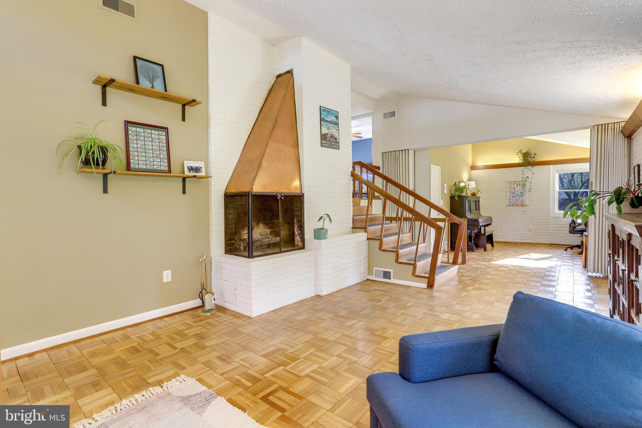 VALLEY BROOK - Residential