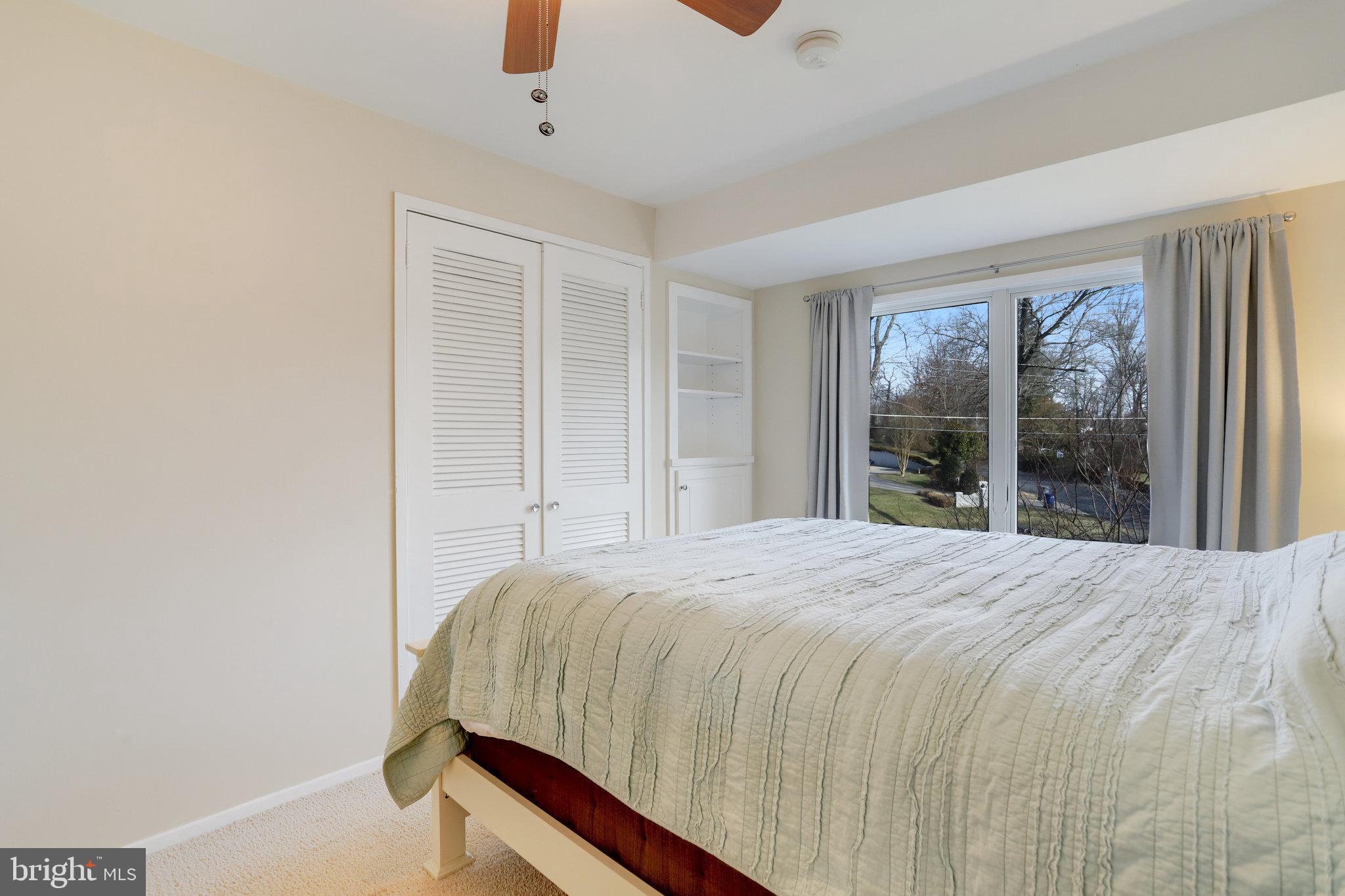 VALLEY BROOK - Residential