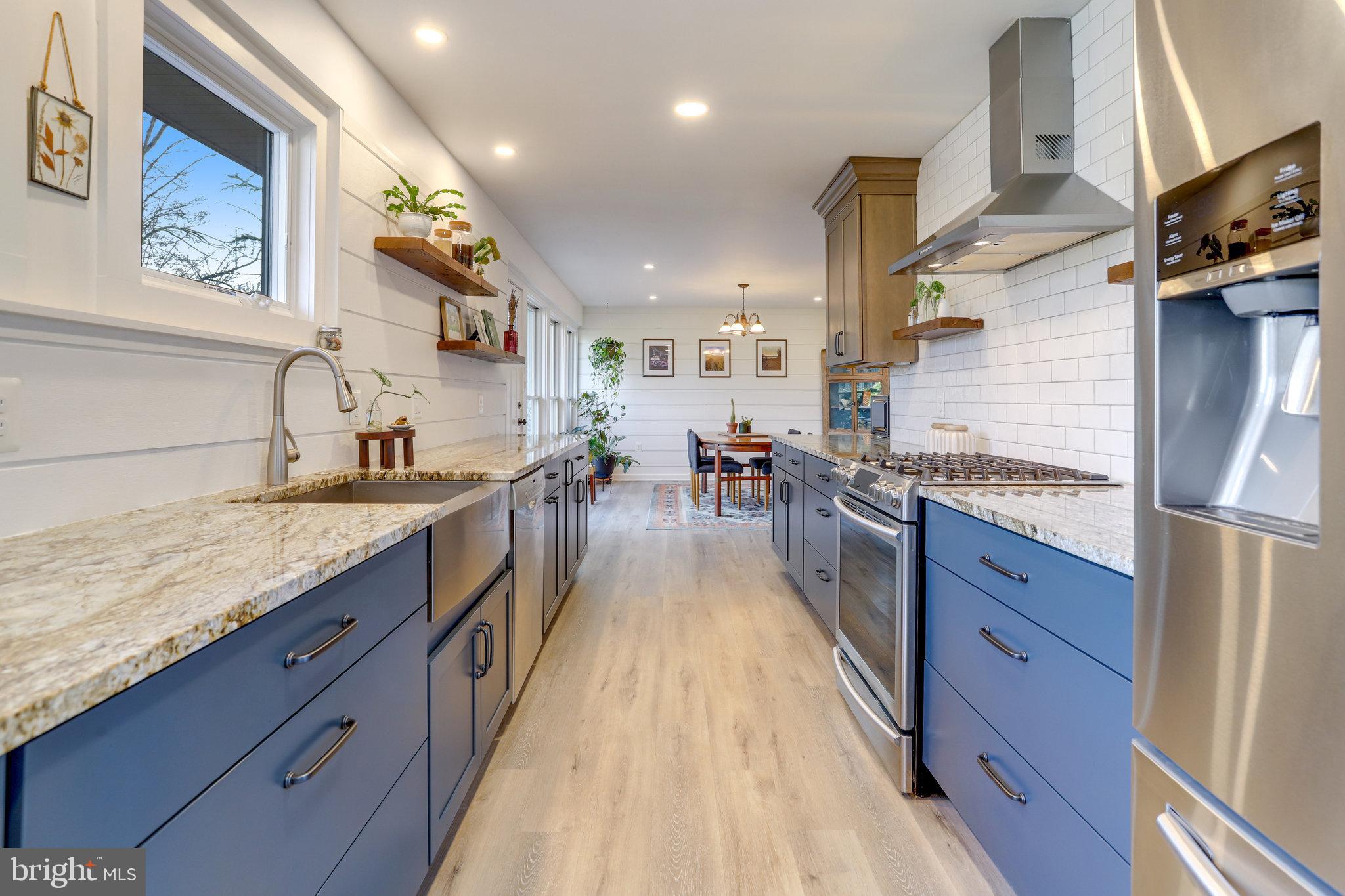 VALLEY BROOK - Residential