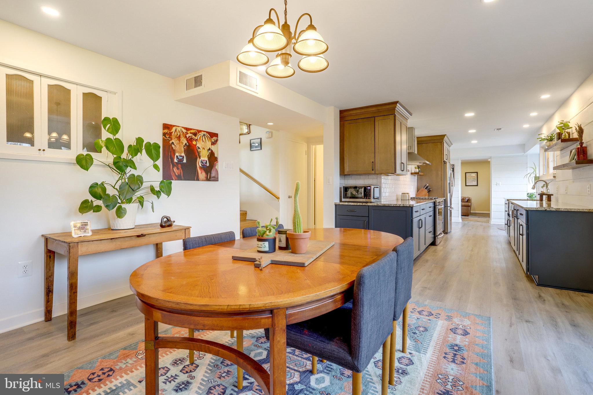 VALLEY BROOK - Residential