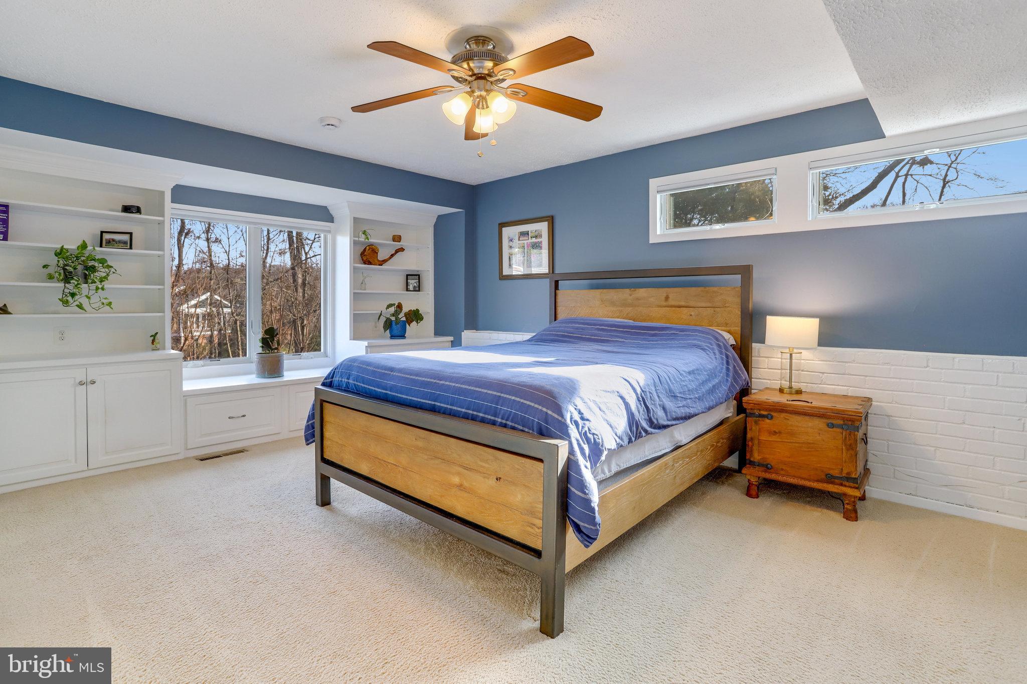 VALLEY BROOK - Residential