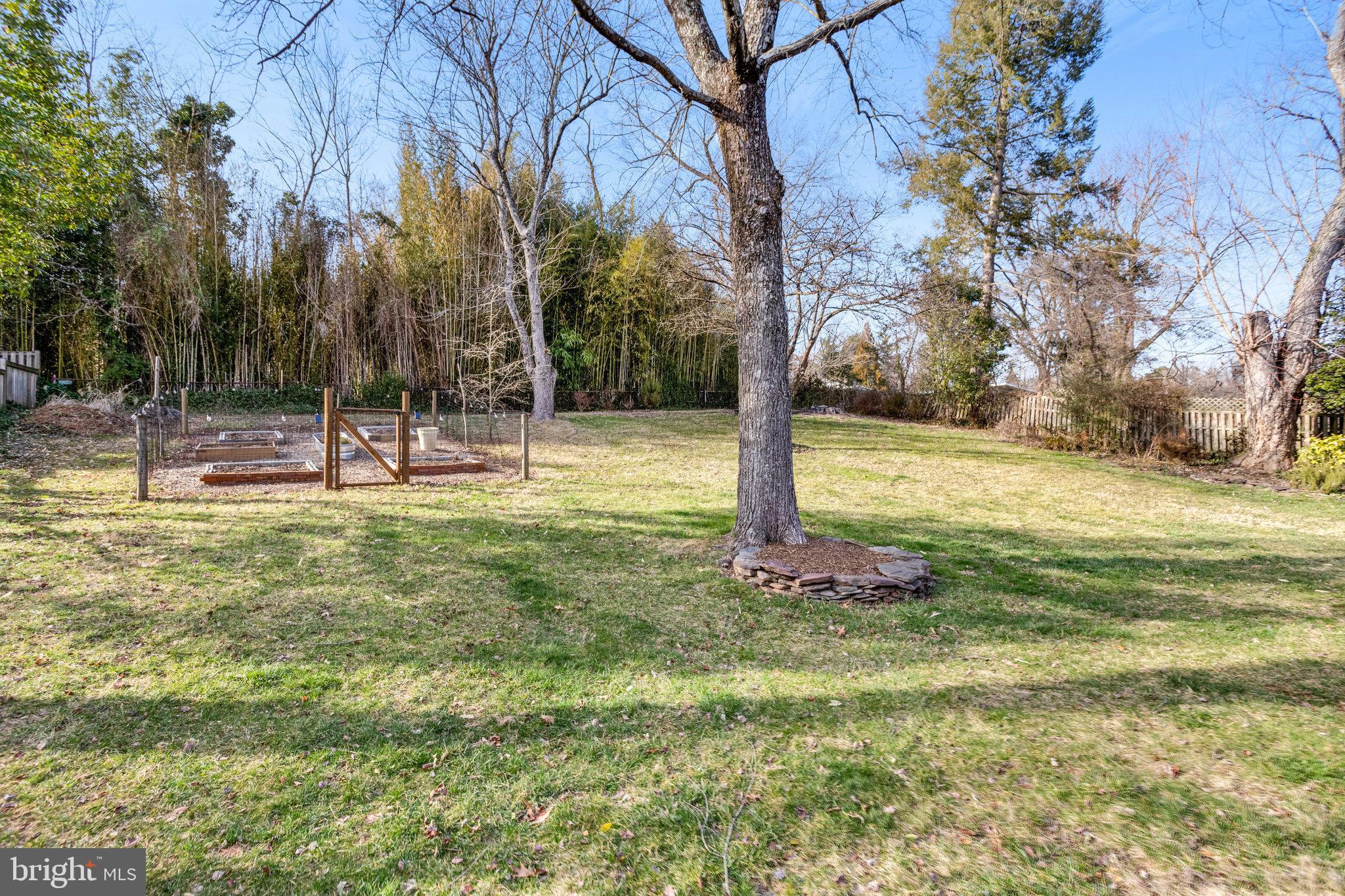 VALLEY BROOK - Residential