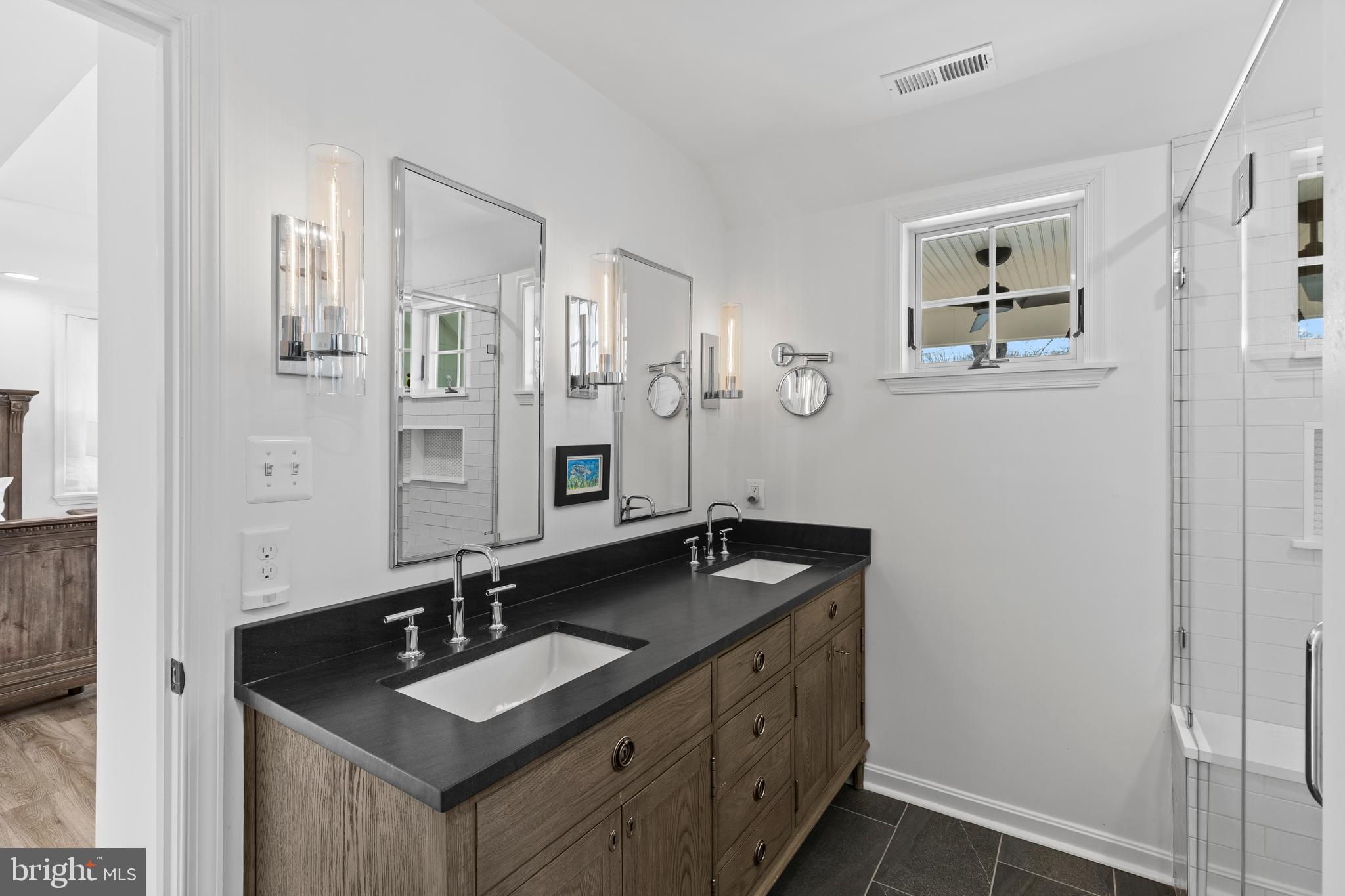 EPPING FOREST - Residential