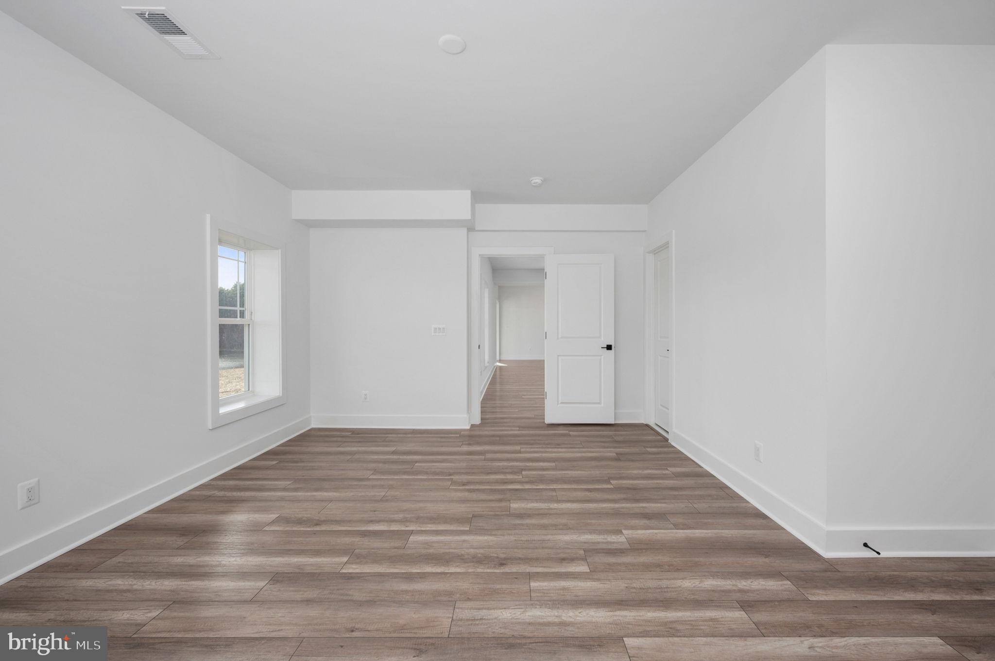 HUNTING RUN ESTATES - Residential