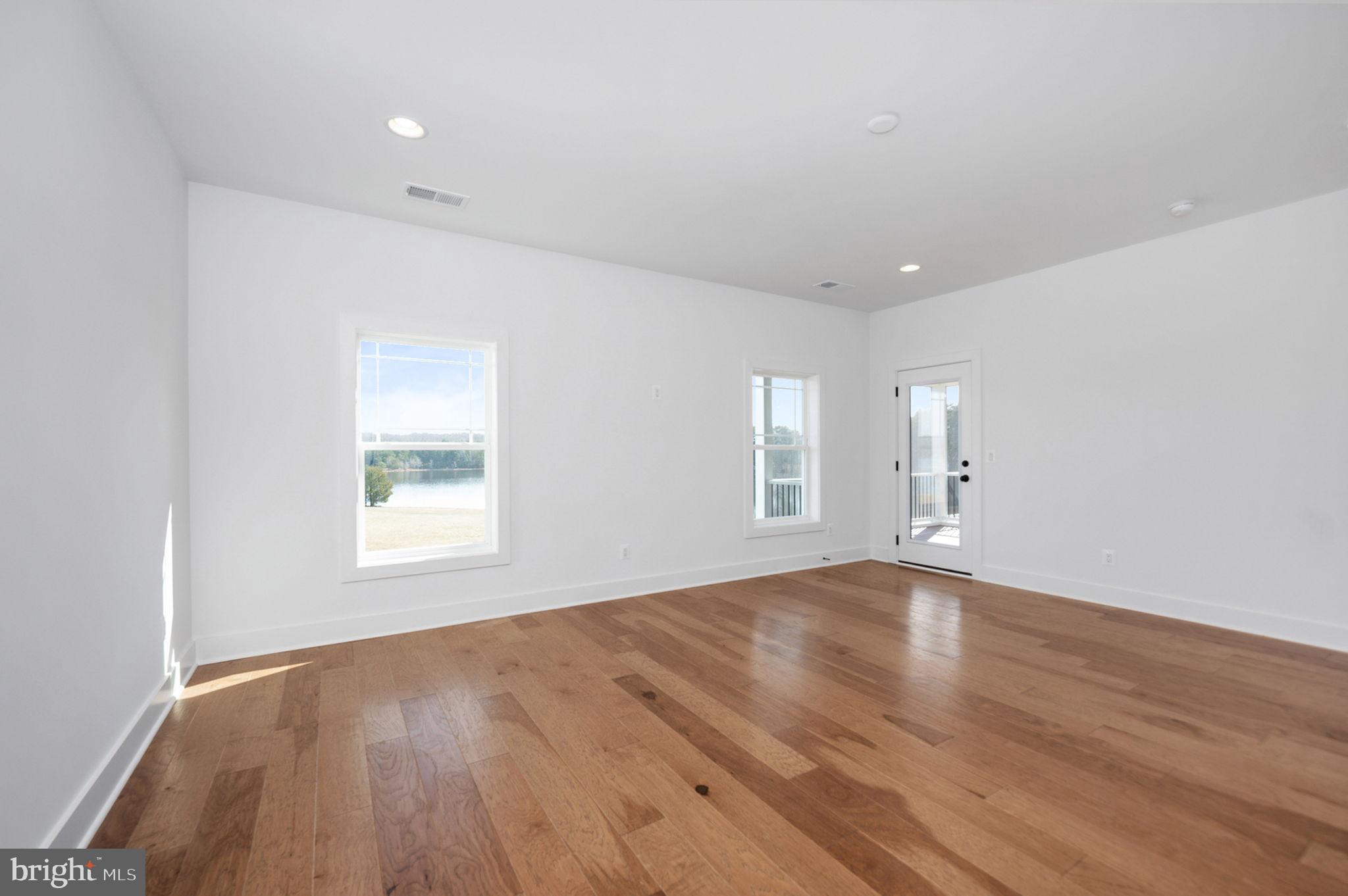 HUNTING RUN ESTATES - Residential