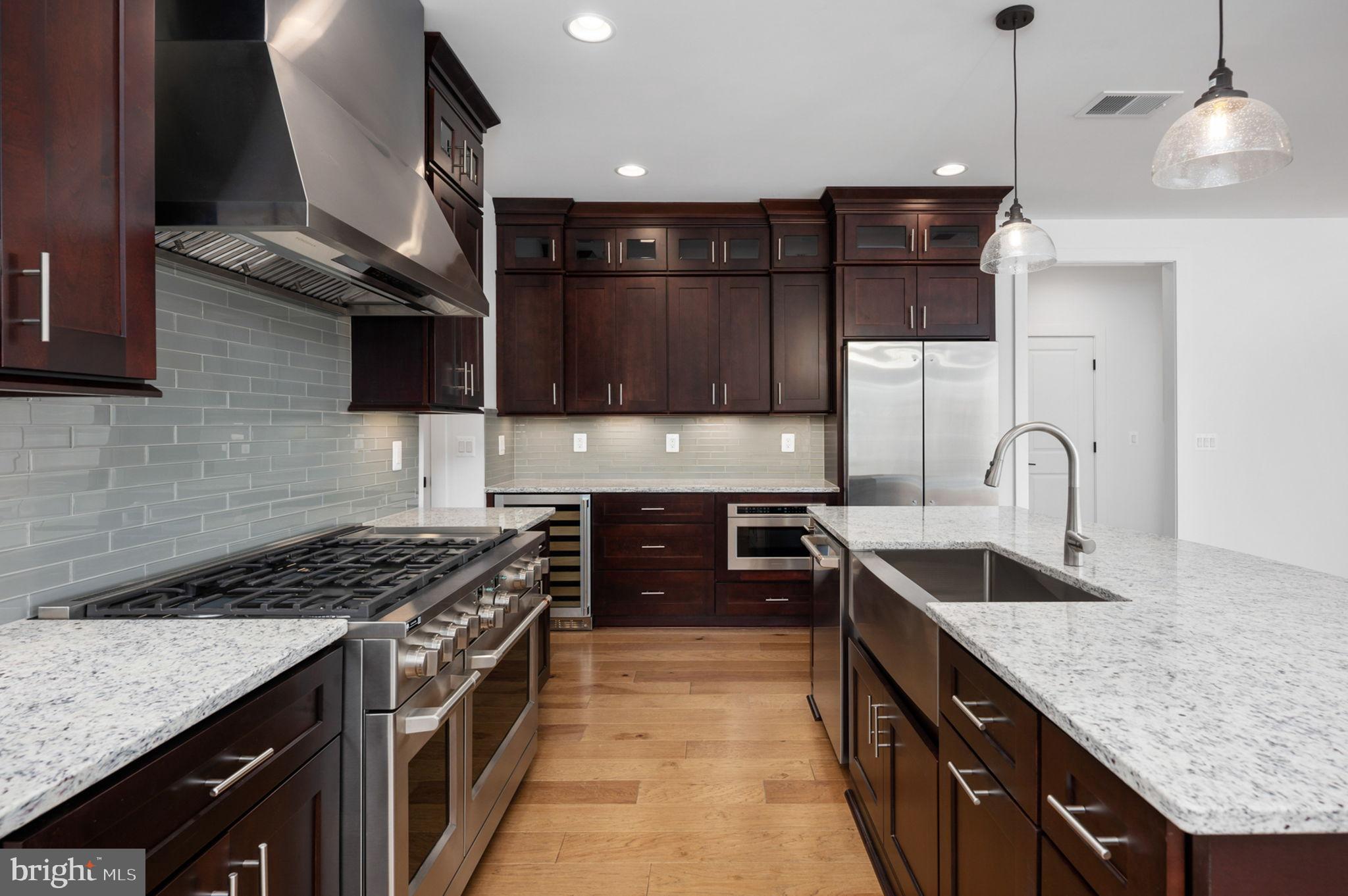 HUNTING RUN ESTATES - Residential