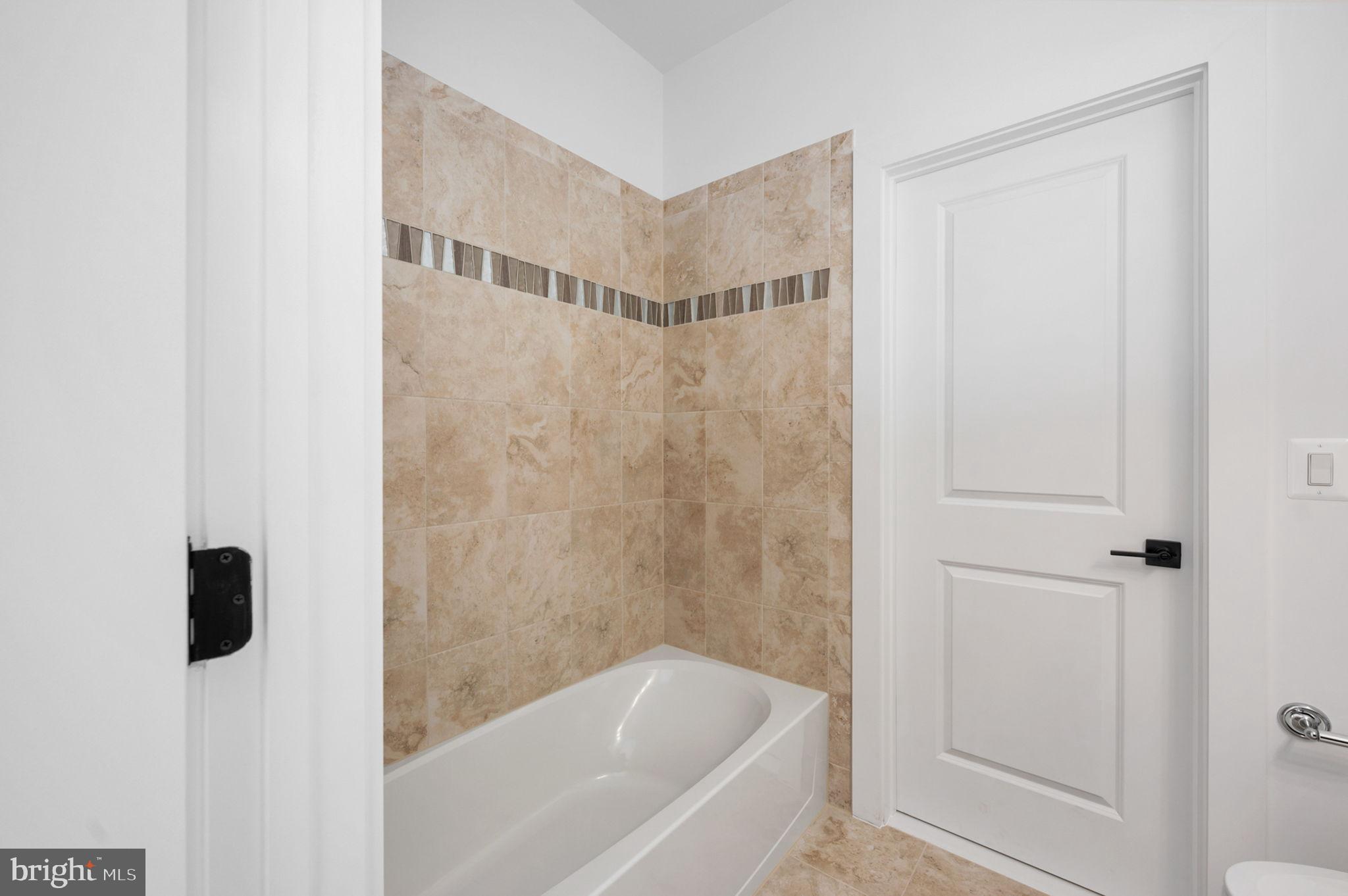 HUNTING RUN ESTATES - Residential