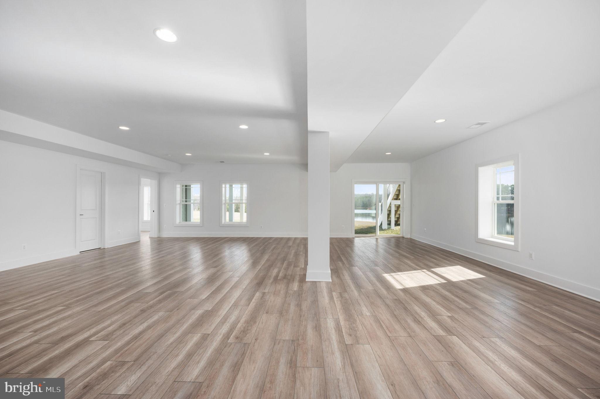 HUNTING RUN ESTATES - Residential