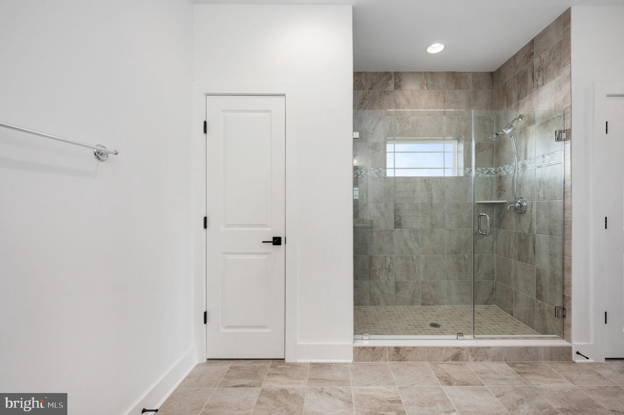 HUNTING RUN ESTATES - Residential