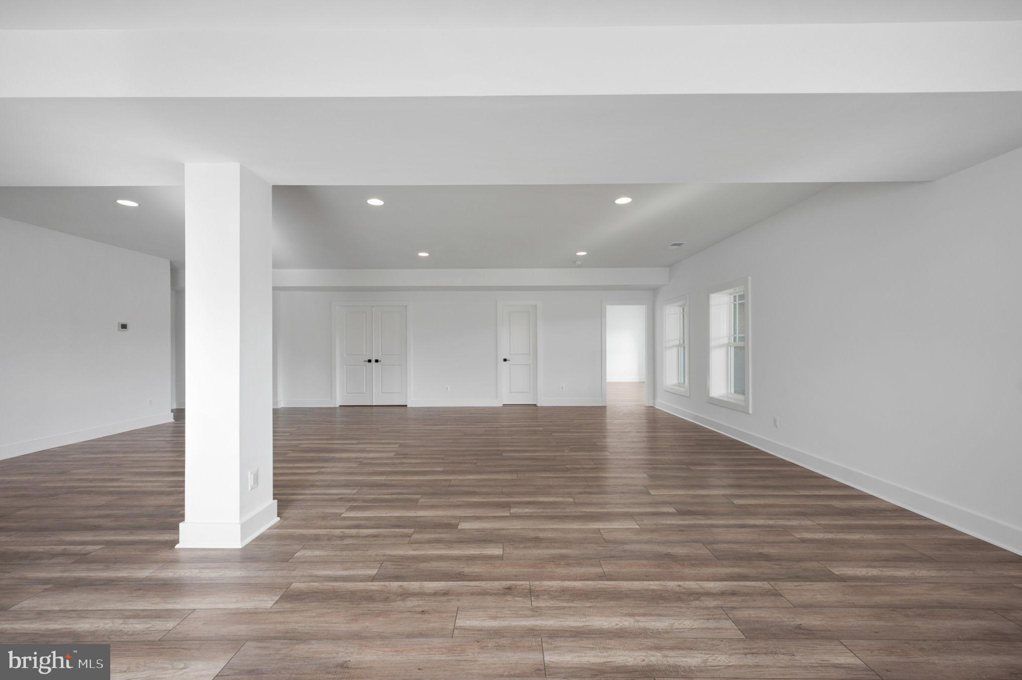 HUNTING RUN ESTATES - Residential