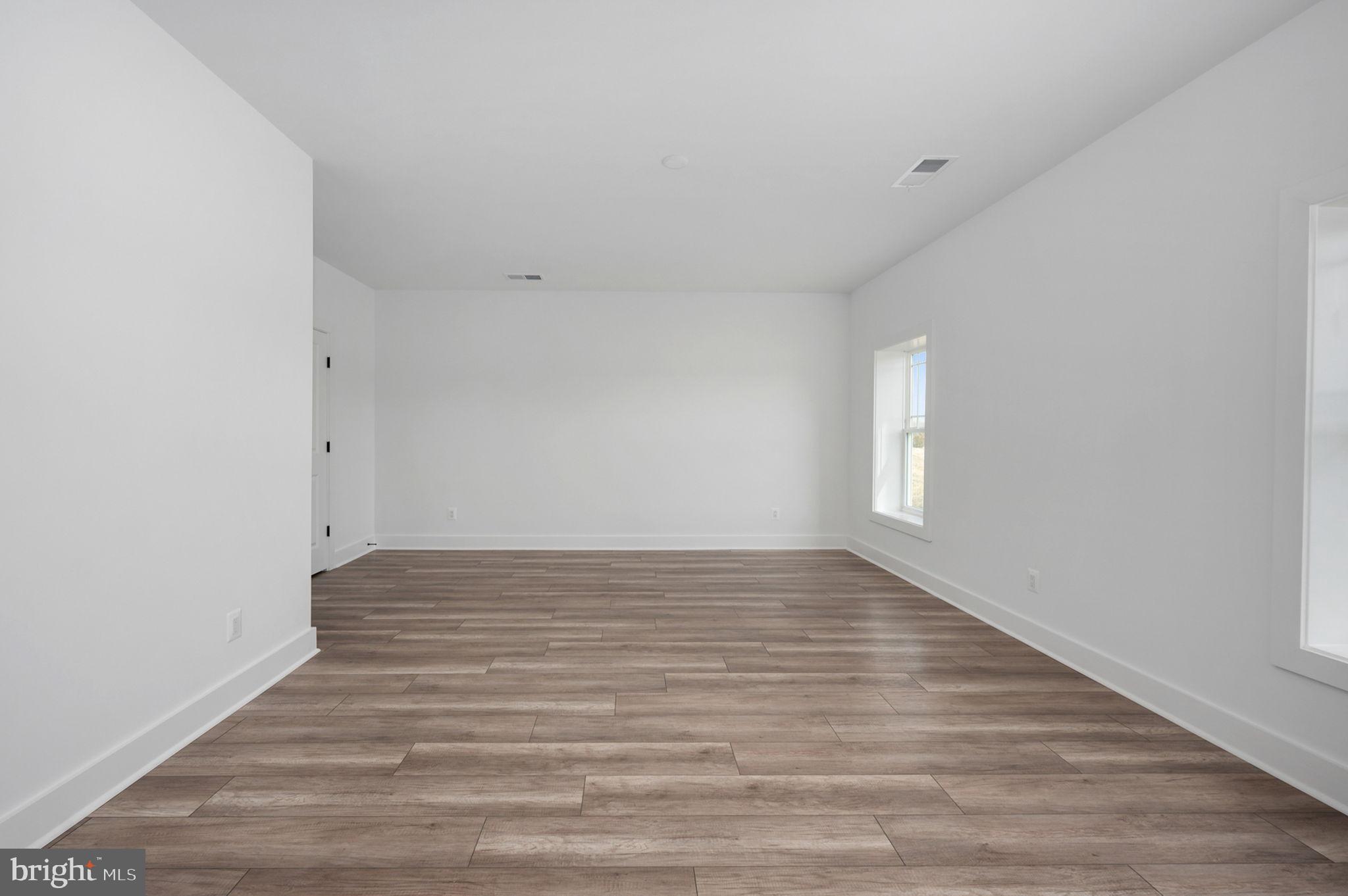 HUNTING RUN ESTATES - Residential