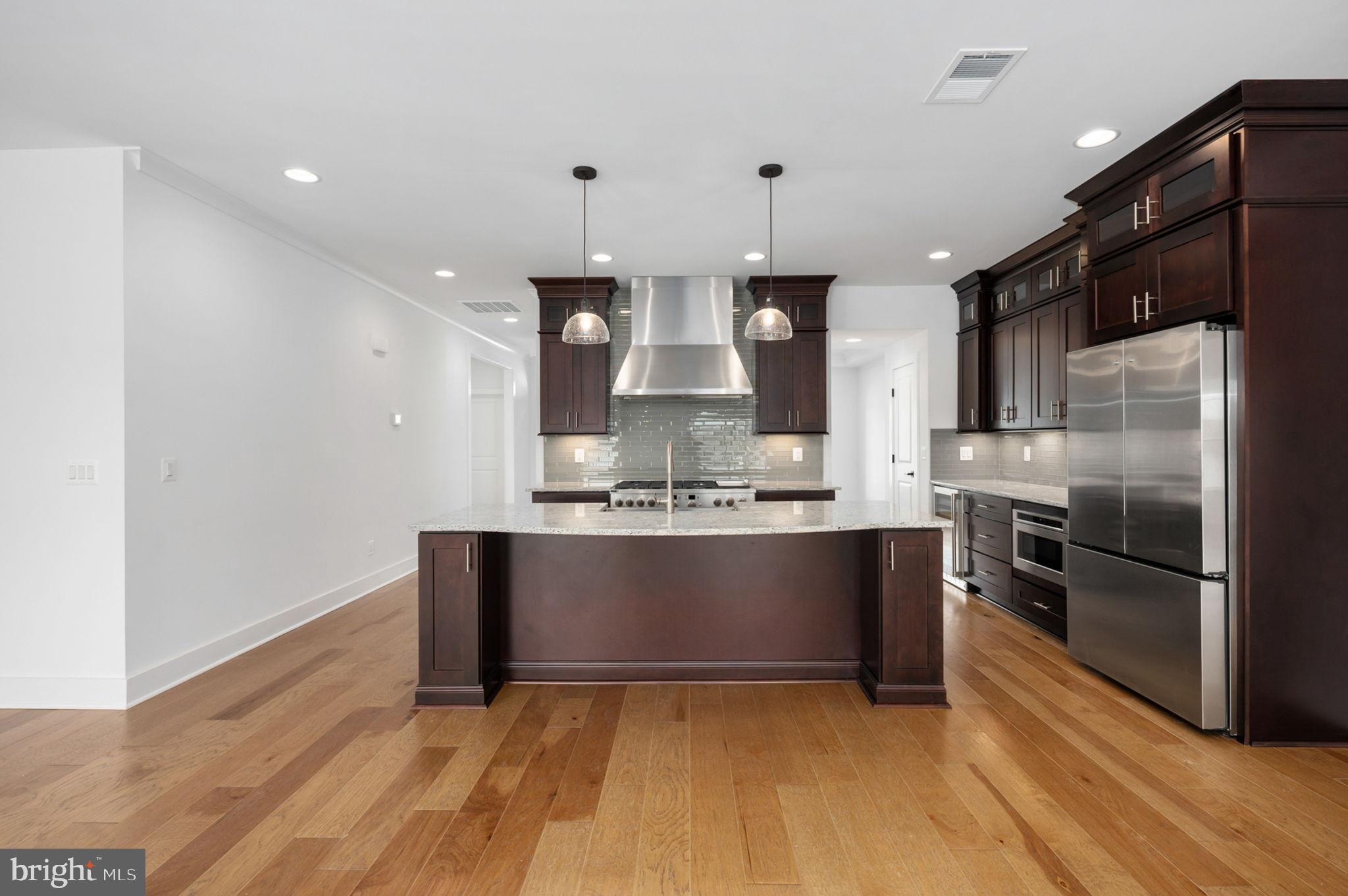 HUNTING RUN ESTATES - Residential