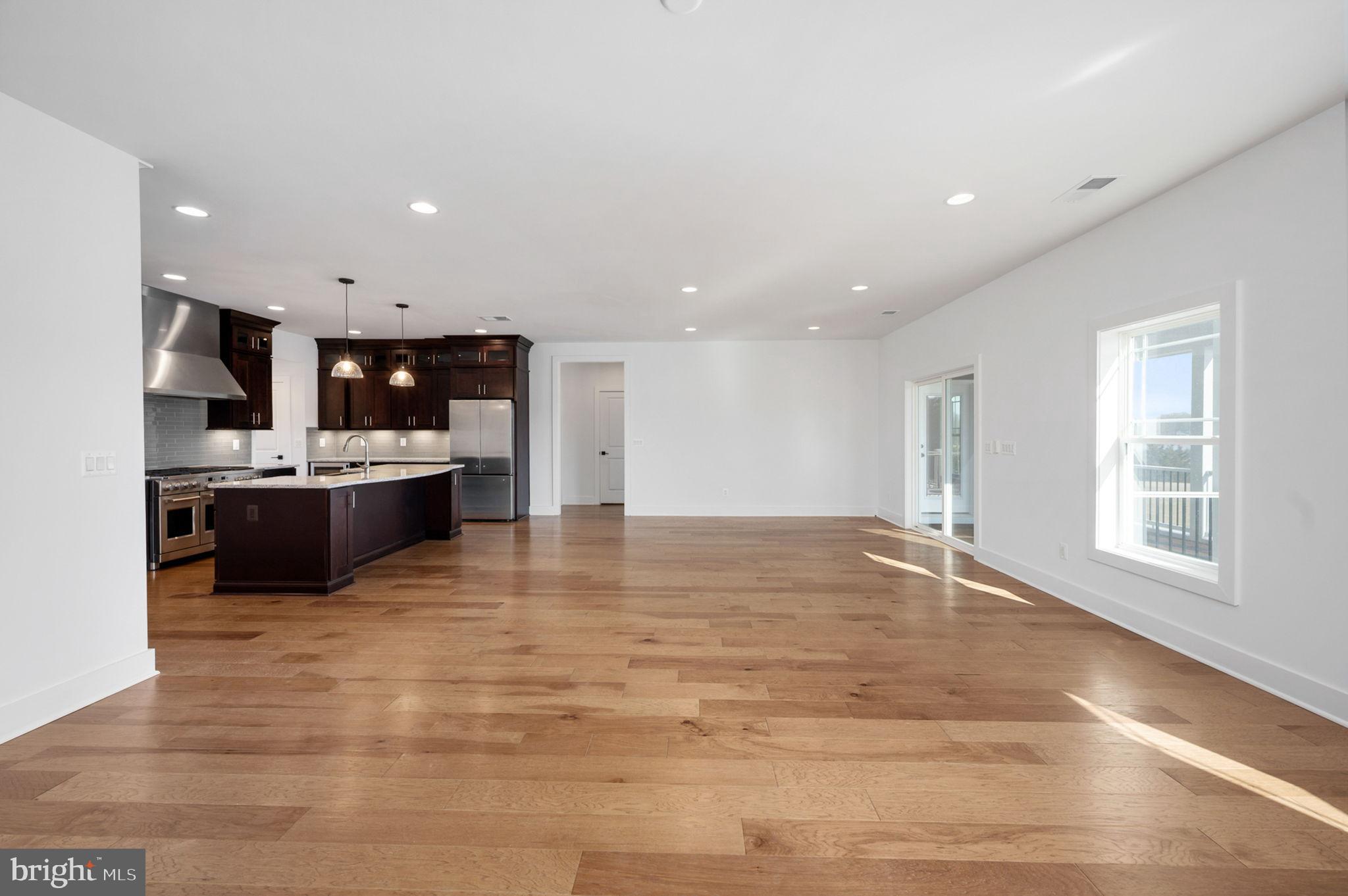 HUNTING RUN ESTATES - Residential