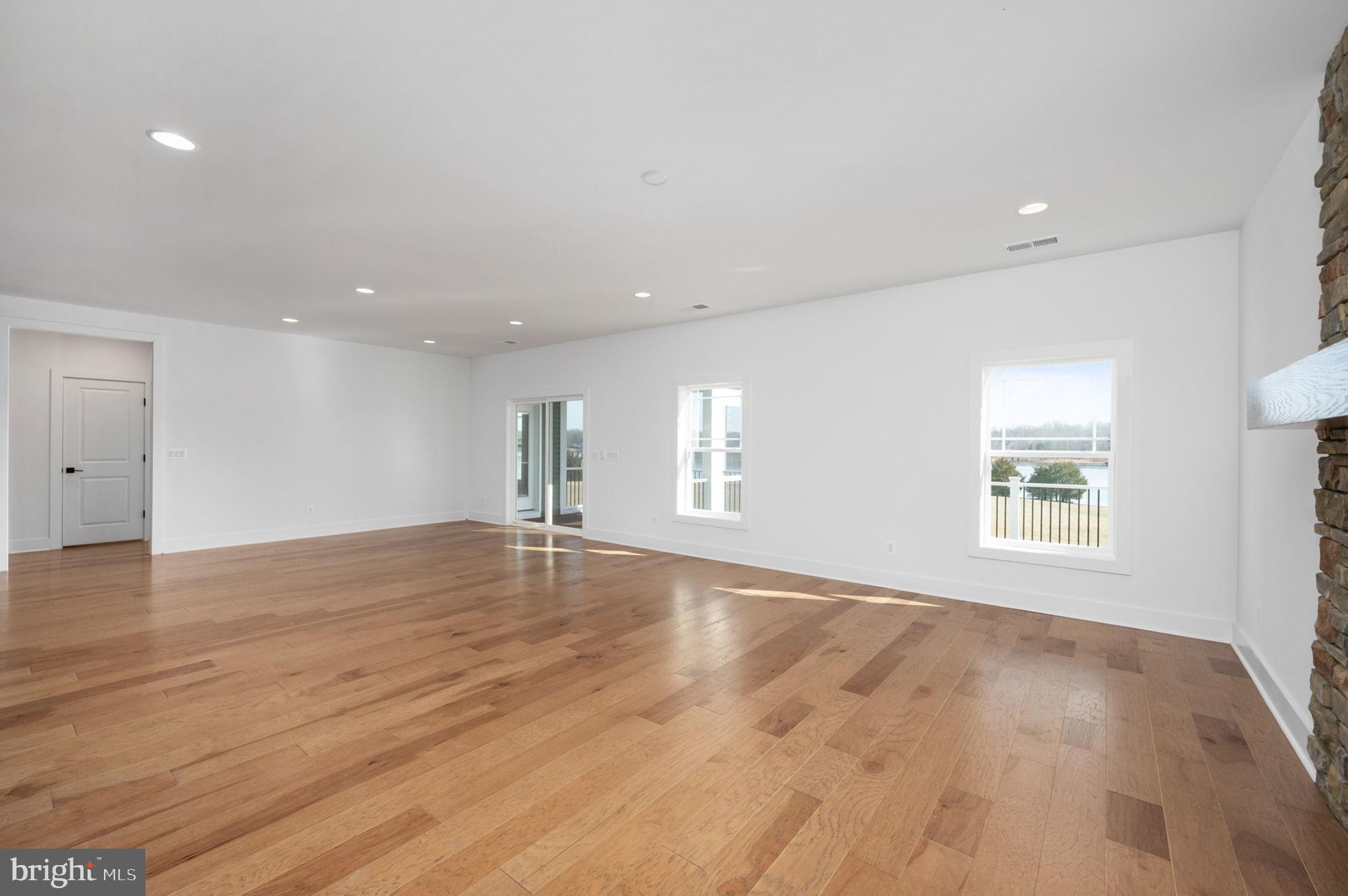 HUNTING RUN ESTATES - Residential