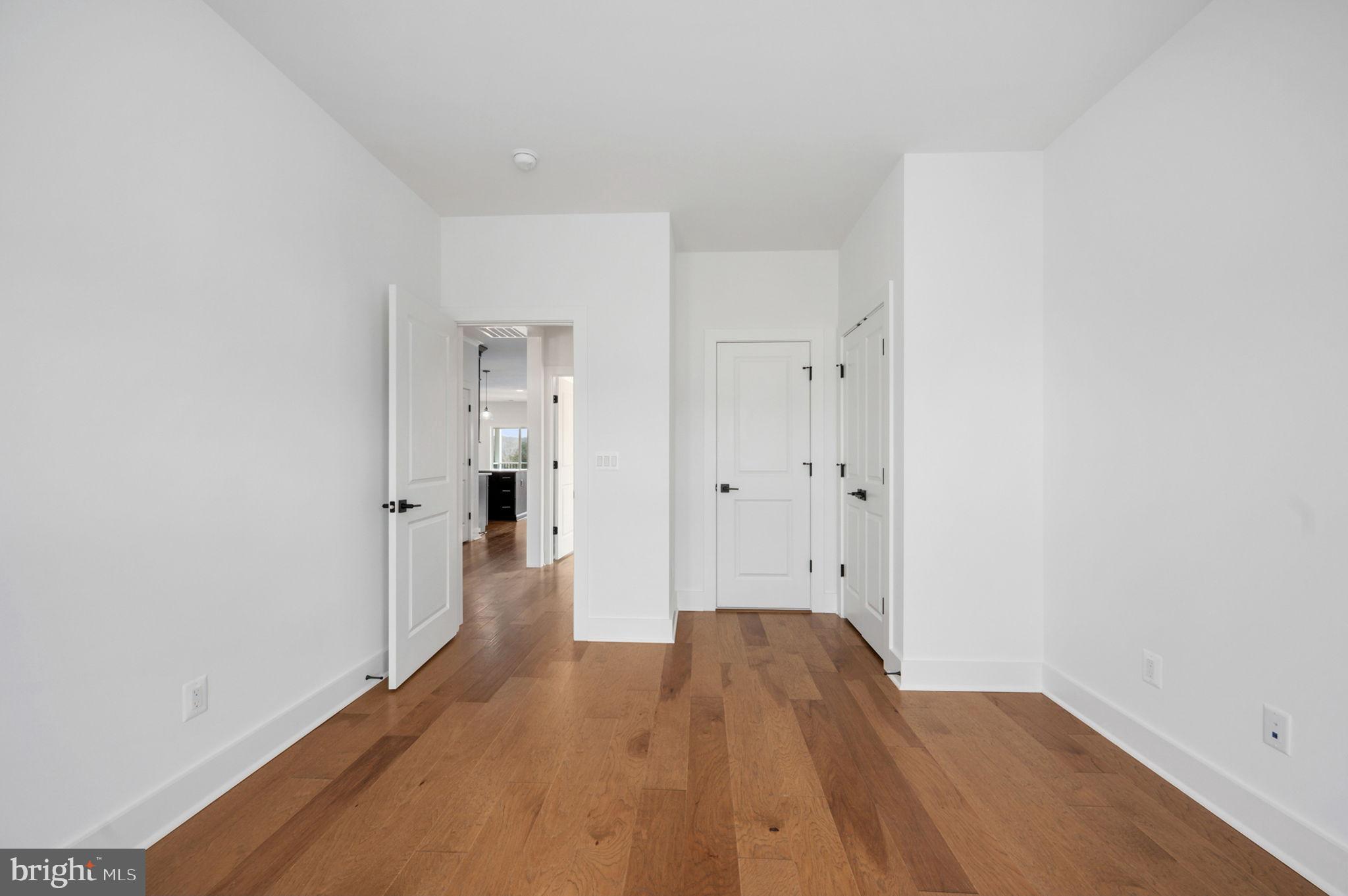 HUNTING RUN ESTATES - Residential