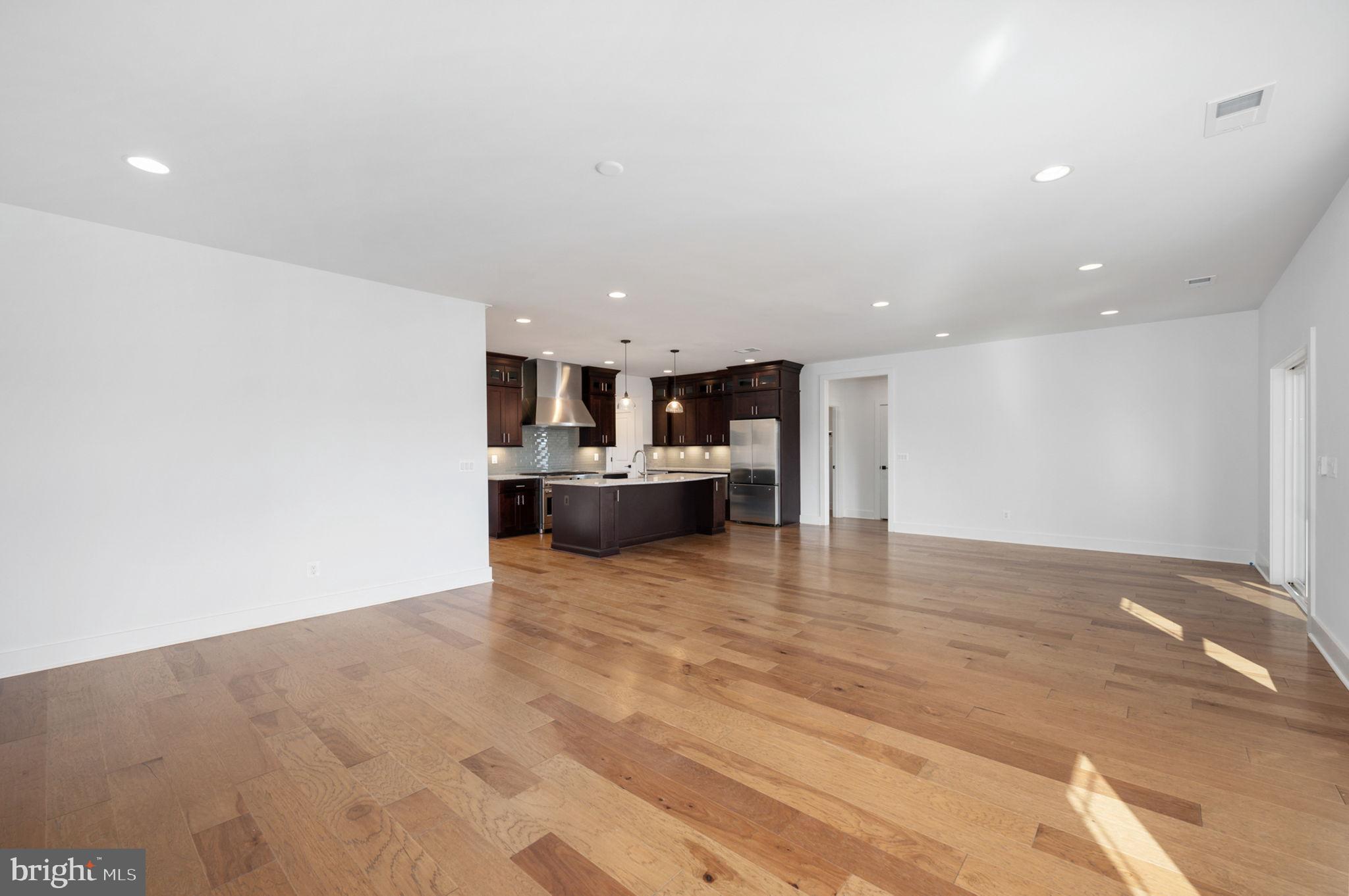 HUNTING RUN ESTATES - Residential