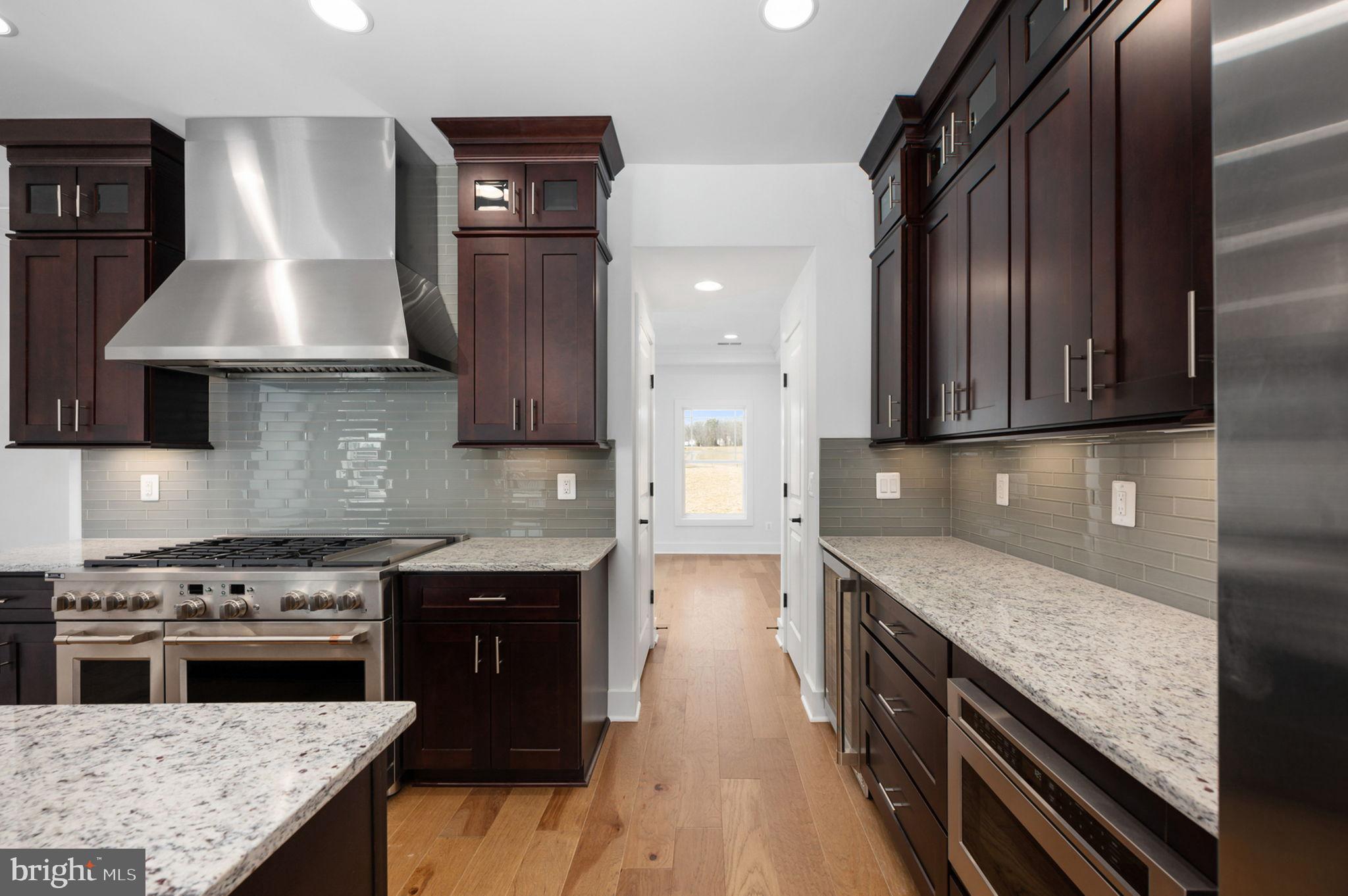 HUNTING RUN ESTATES - Residential