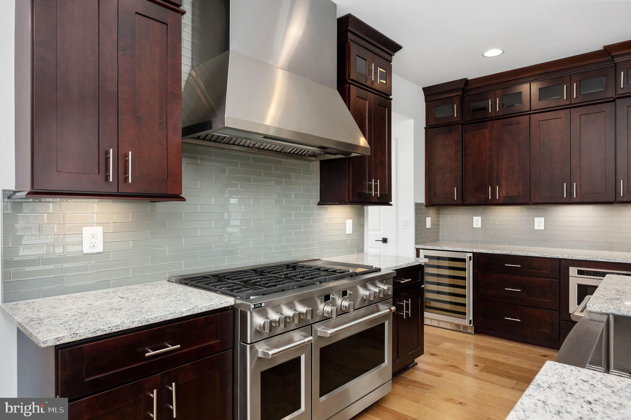 HUNTING RUN ESTATES - Residential