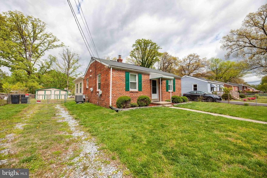 BACK ON MARKET.  BUYERS FINANCING FELL 2 DAYS BEFORE CLOSING! HOME IS APPRAISED AND AT A VALUE. ALL REPAIRS ARE COMPLETE. SELLER WILL MAKE NO FURTHER REPAIRS.   PLEASE SHOW AND SELL!  Welcome Home! This property will not last long! Single Level Living, No HOA, Private Driveway, and NO STAIRS!. Huge flat land backyard, updated kitchen,  new home addition, updated bathroom, SS Appliances, New HVAC, and more just for you!!! Schedule a viewing and watch the Virtual Tour