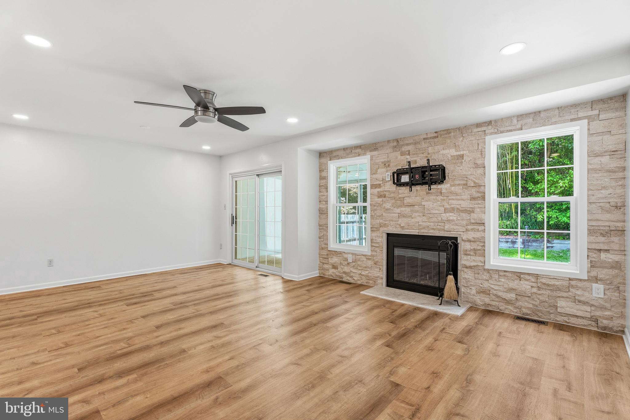 WARREN PURCHASE - Residential