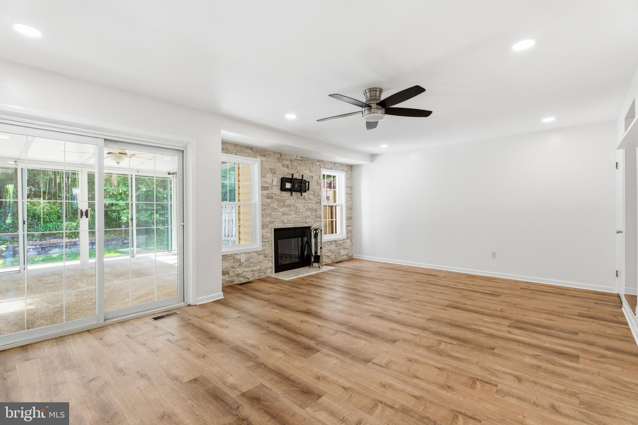 WARREN PURCHASE - Residential