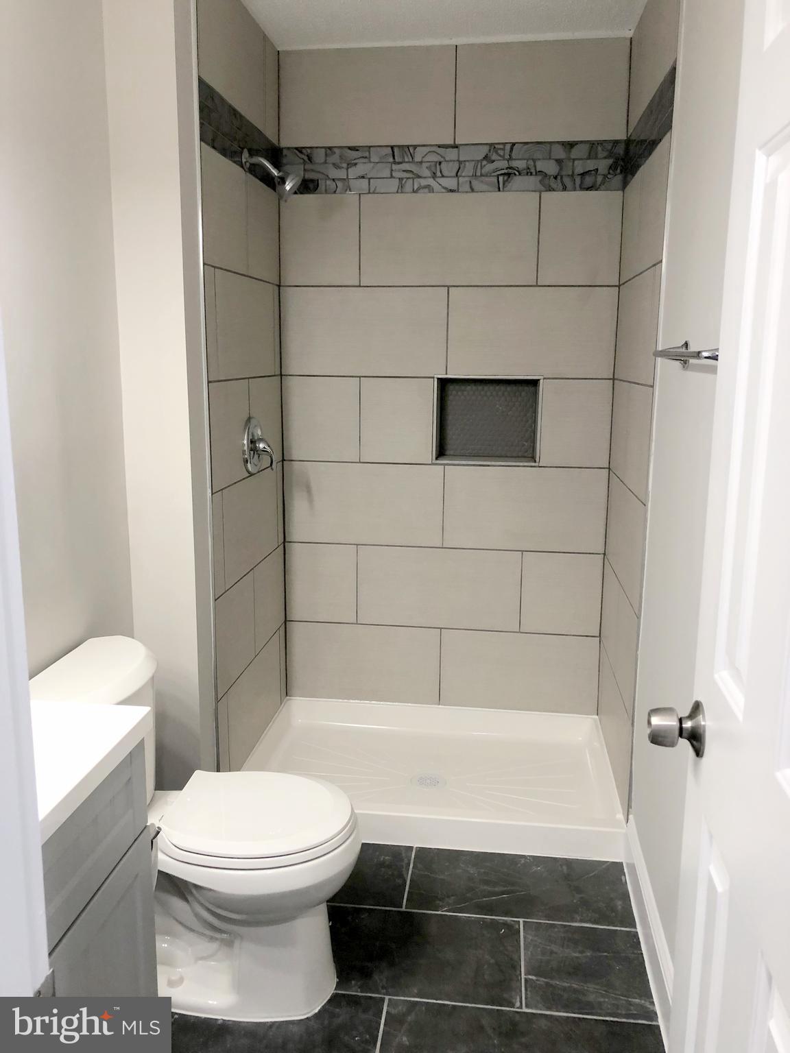 FOX CHAPEL AT TUDOR KNOLLS - Residential Lease