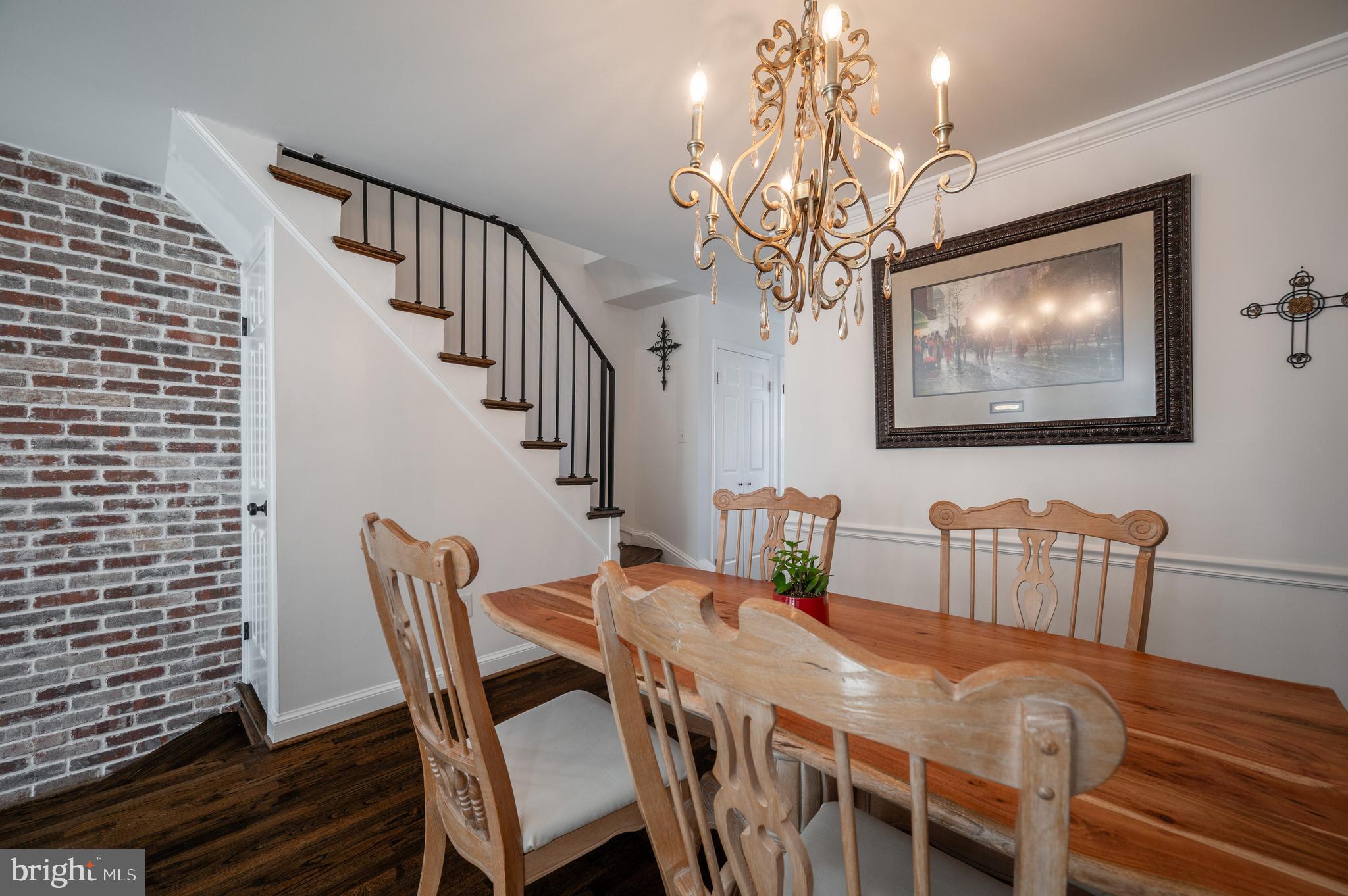 OLD TOWN ALEXANDRIA - Residential