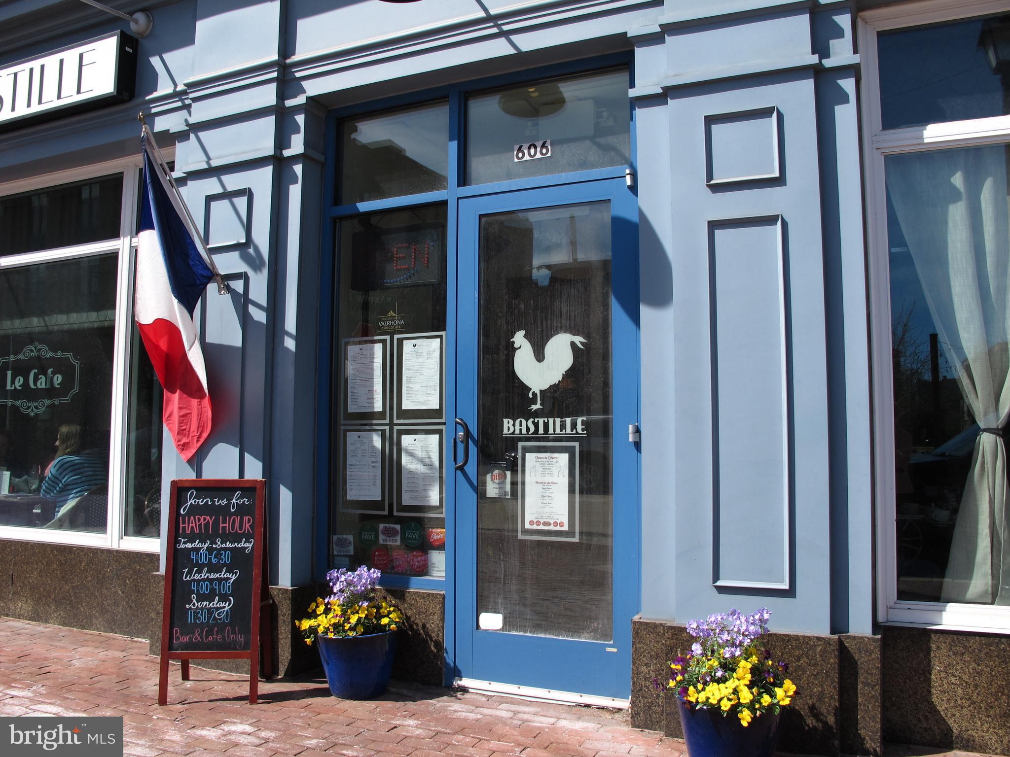 OLD TOWN ALEXANDRIA - Residential